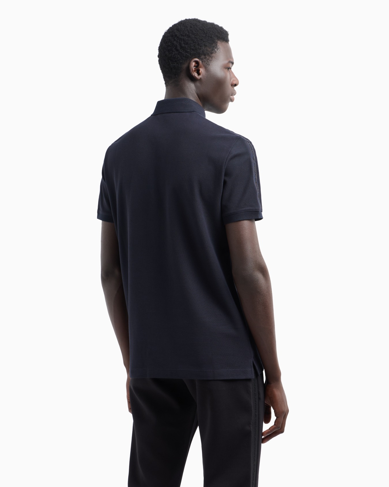 Polo en jersey avec bande logo en relief Diapositive 2
