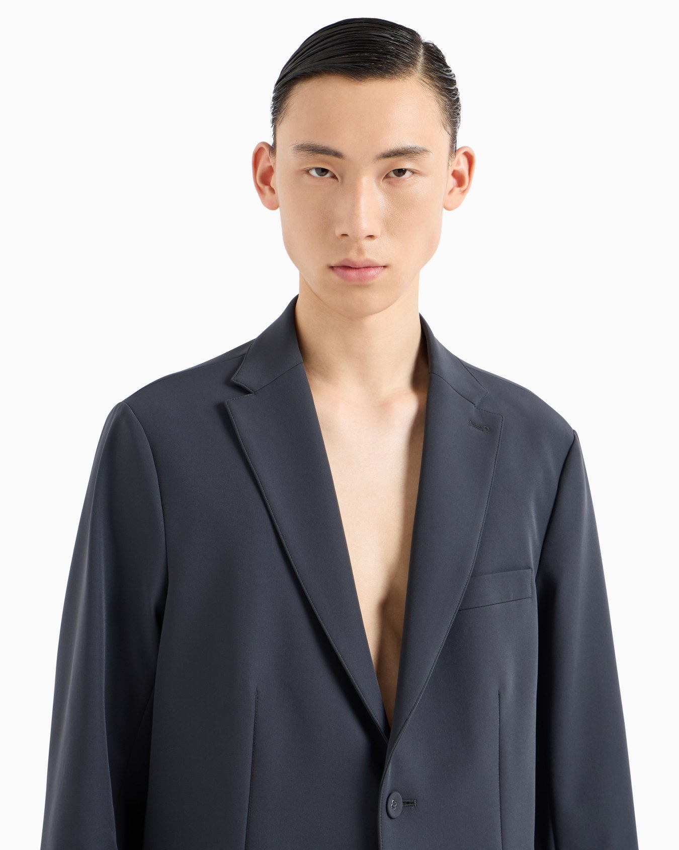 Single-breasted jacket with full-zip detachable inner panel in smooth lightweight nylon Slide 5