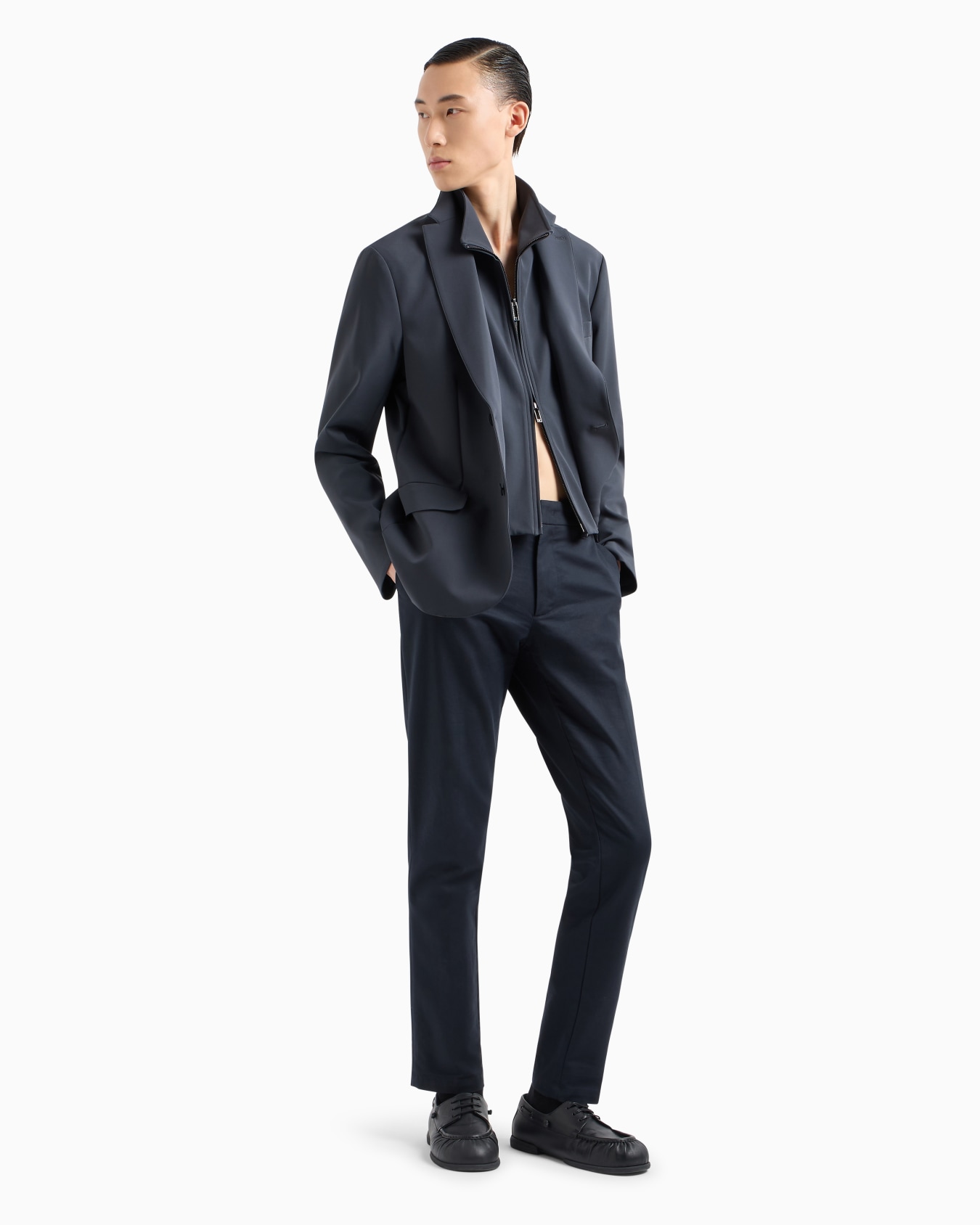 Single-breasted jacket with full-zip detachable inner panel in smooth lightweight nylon Slide 3