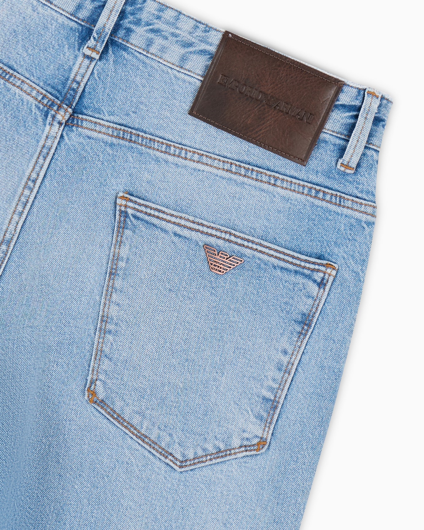 Jean J06 coupe slim en denim 12,2 onces stone wash avec nervures Diapositive 5