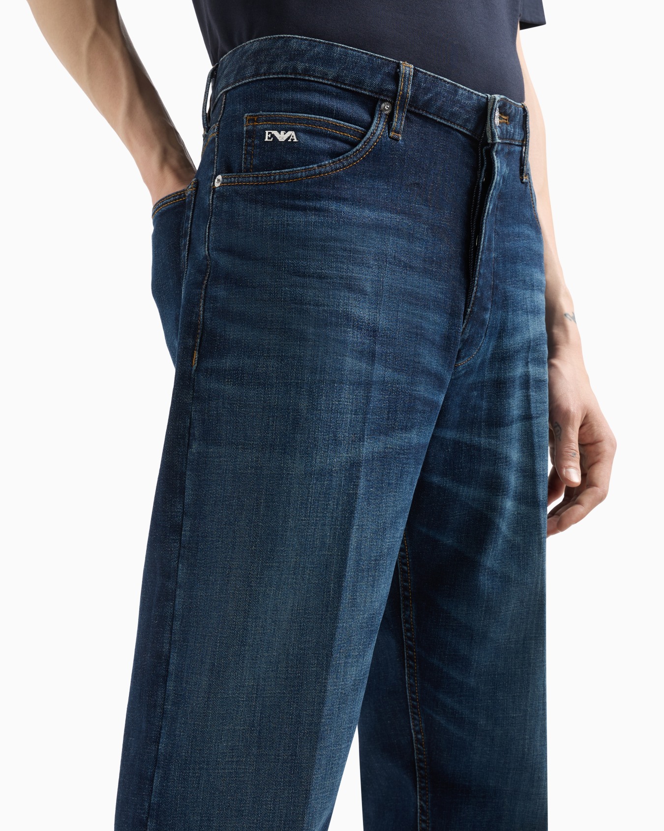 J69 Loose-fit jeans in stone-wash stretch denim with a dirty-effect treatment Slide 4