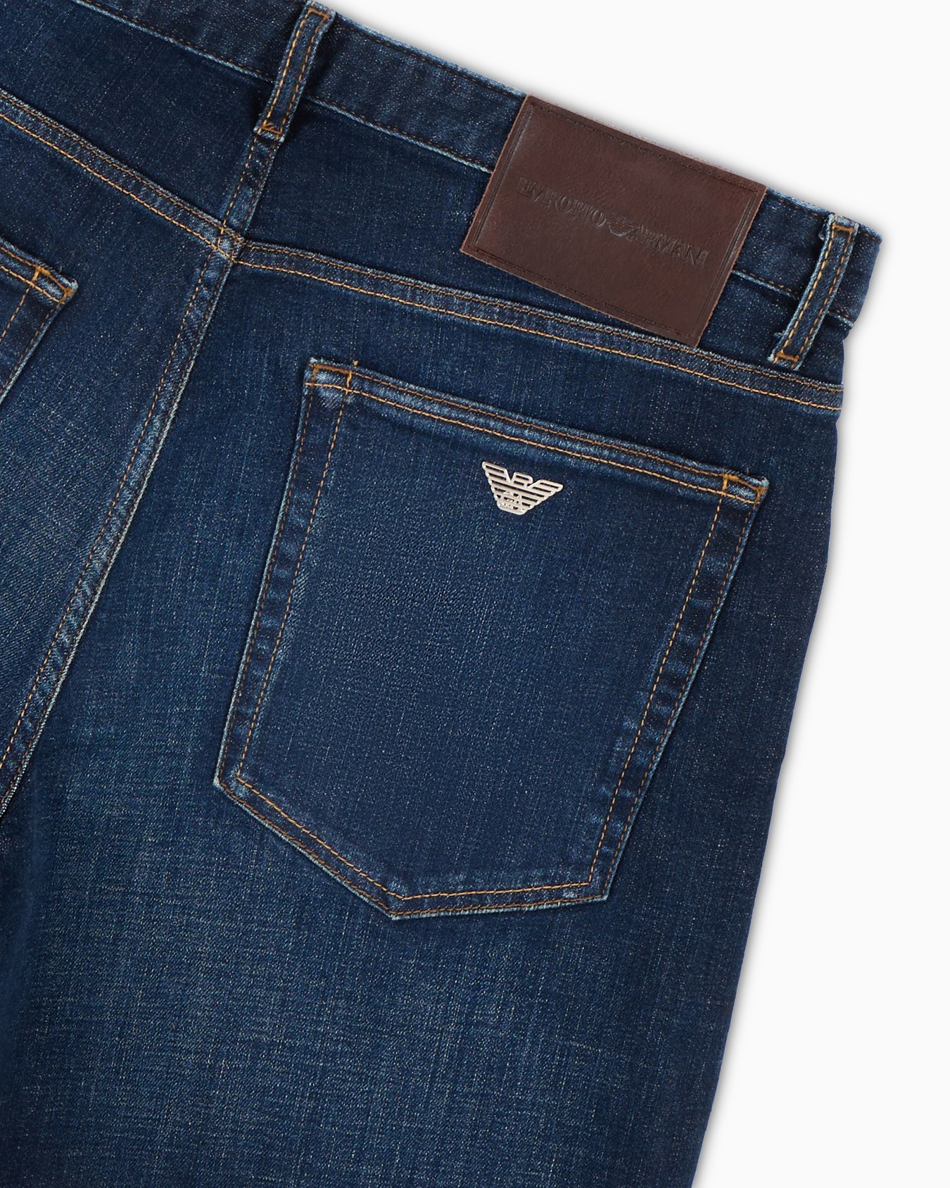 J69 Loose-fit jeans in stone-wash stretch denim with a dirty-effect treatment Slide 5