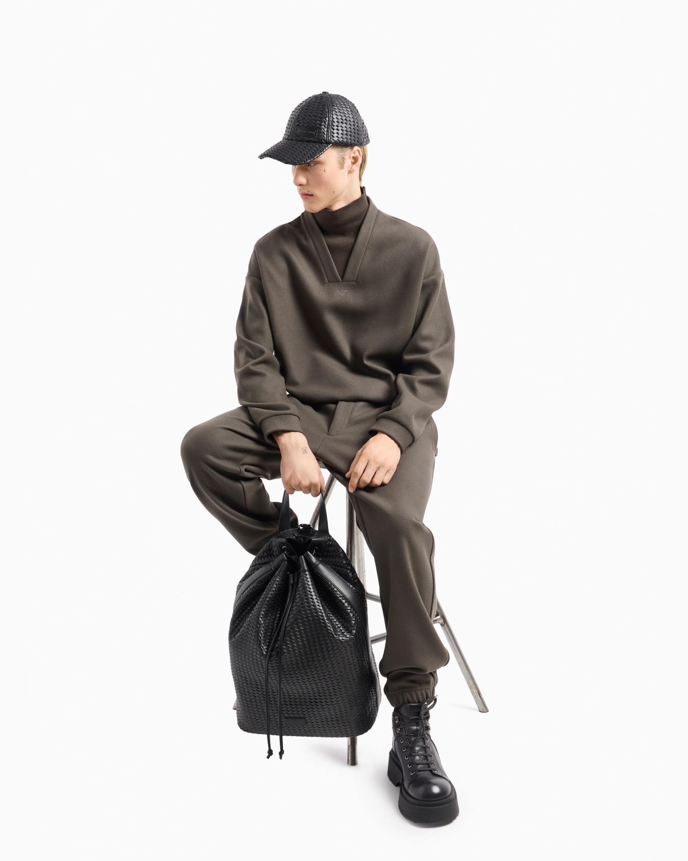 Wool cloth sweatshirt with knit mock neck Slide 2