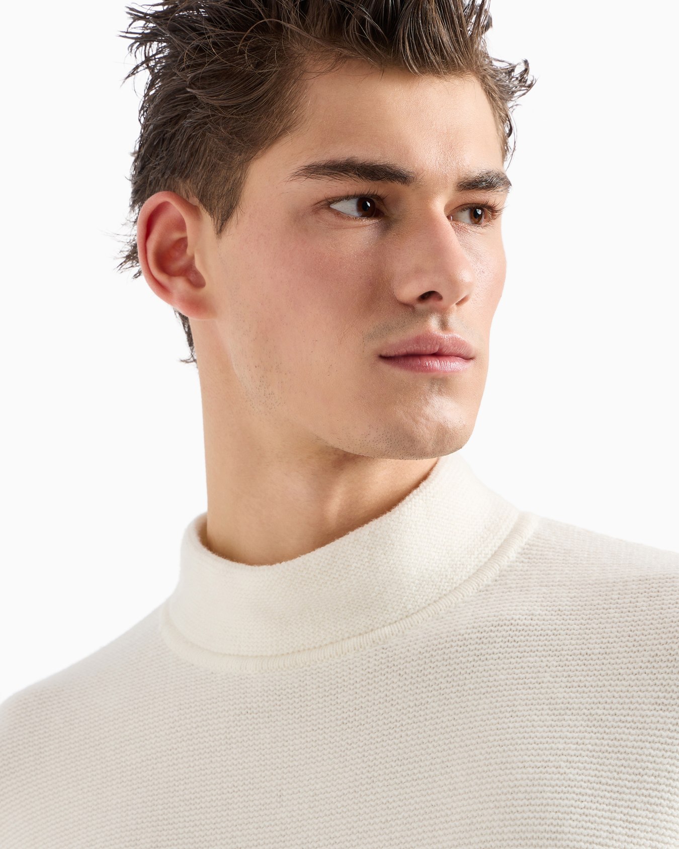 Mock-neck jumper in virgin wool with a micro-textured weave Slide 4