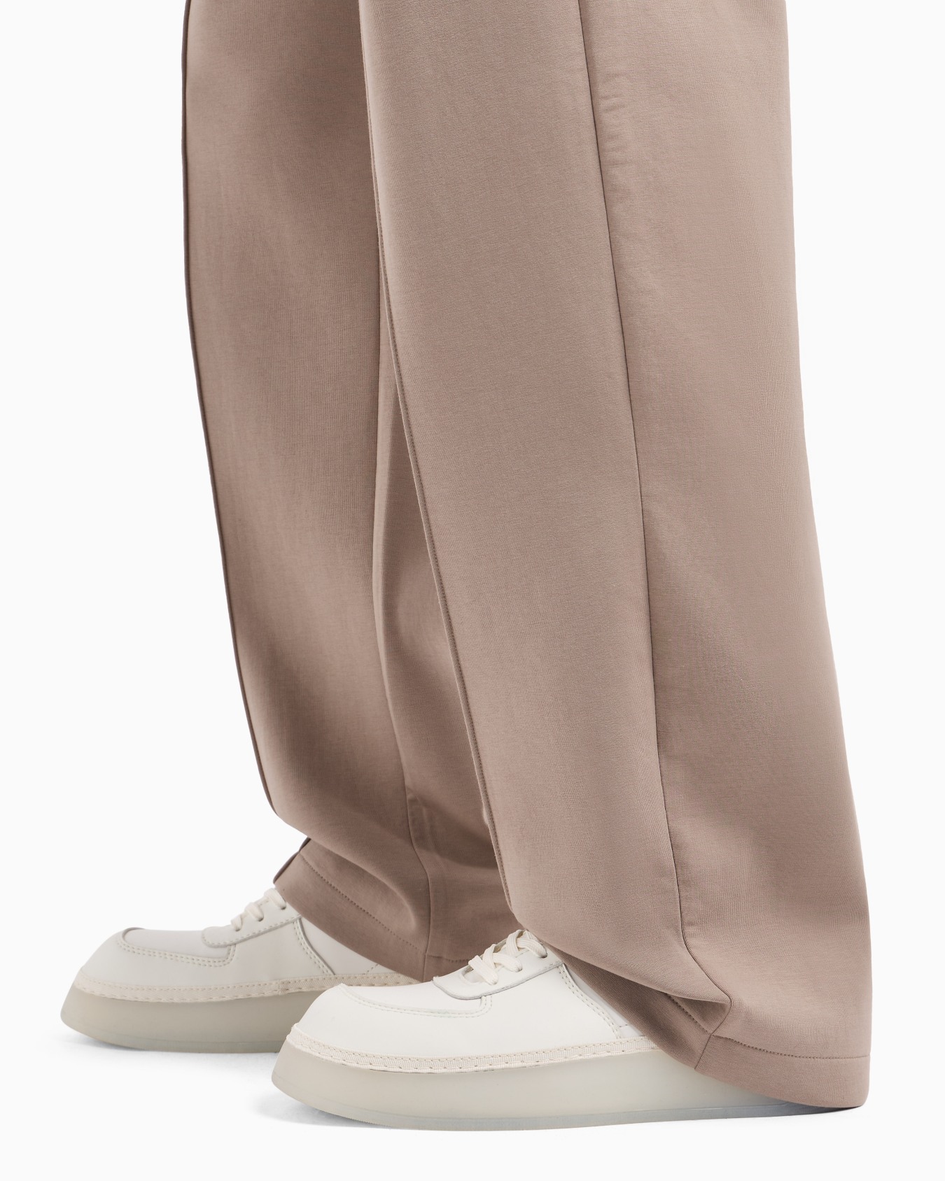 Pantalon avec nervures et bas élastique en jersey double Diapositive 4