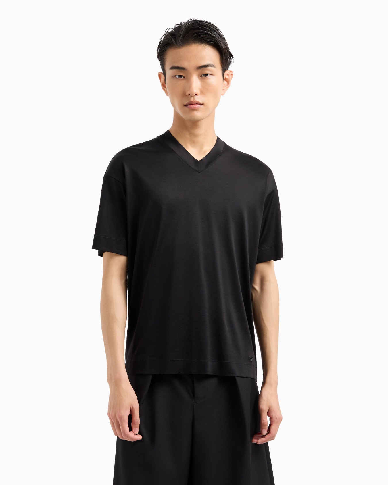  Lyocell-blend jersey V-neck T-shirt Slide 1