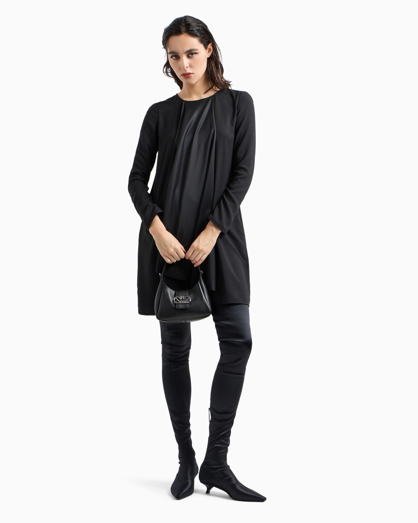 Satin crêpe tunic dress with oversized ruffle Slide 4