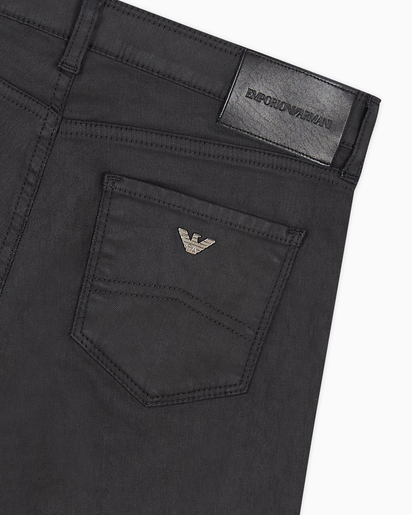 Jeans J20 mit hohem Bund und sehr schmalem Bein aus beschichtetem Stretch-Denim Folie 5