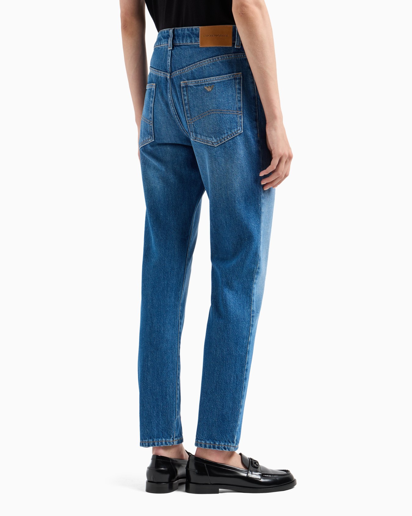 J36 mid-rise, straight-leg, vintage-look denim jeans Slide 2