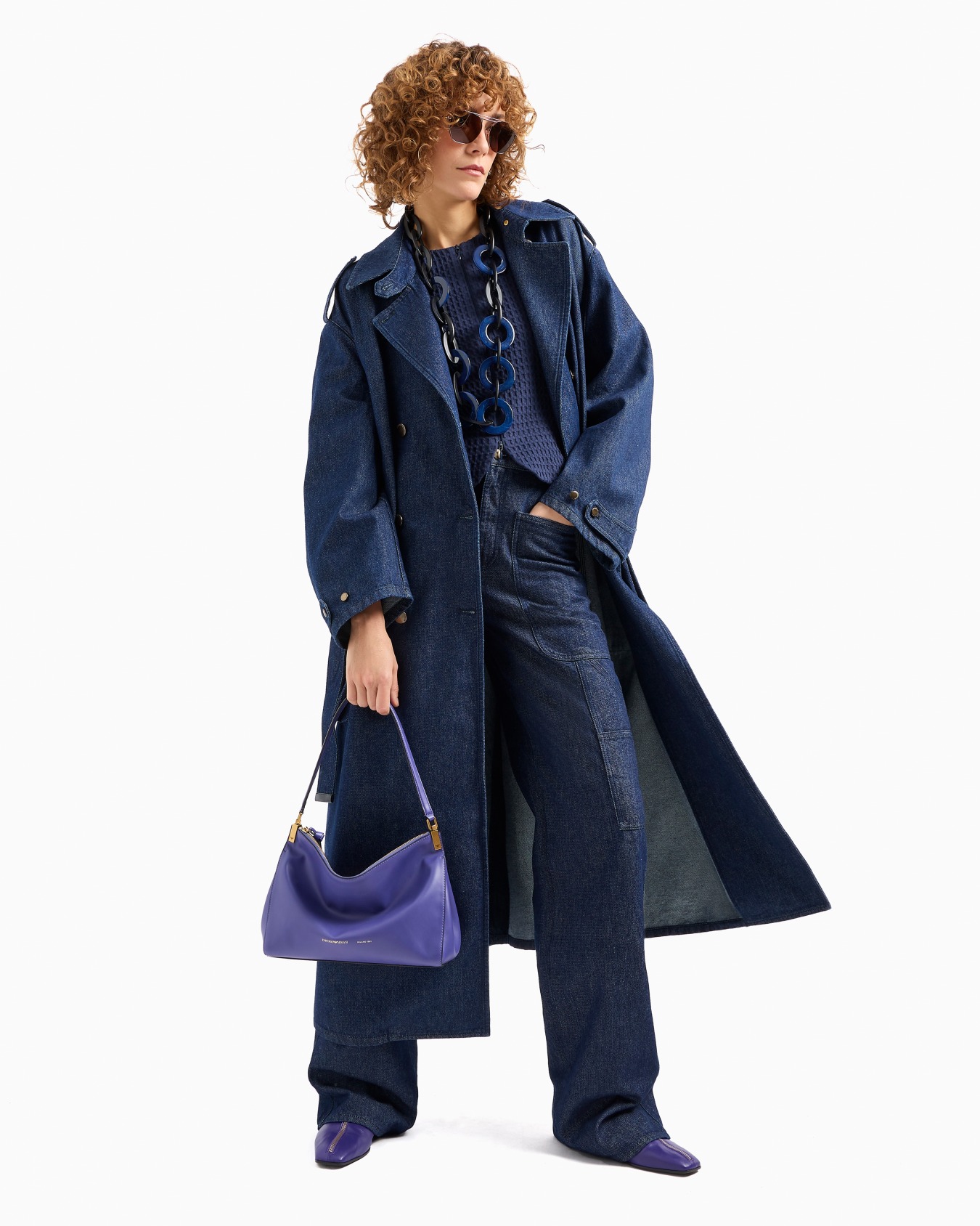 Double-breasted trench coat om 11 oz denim with logo leather loop Slide 4