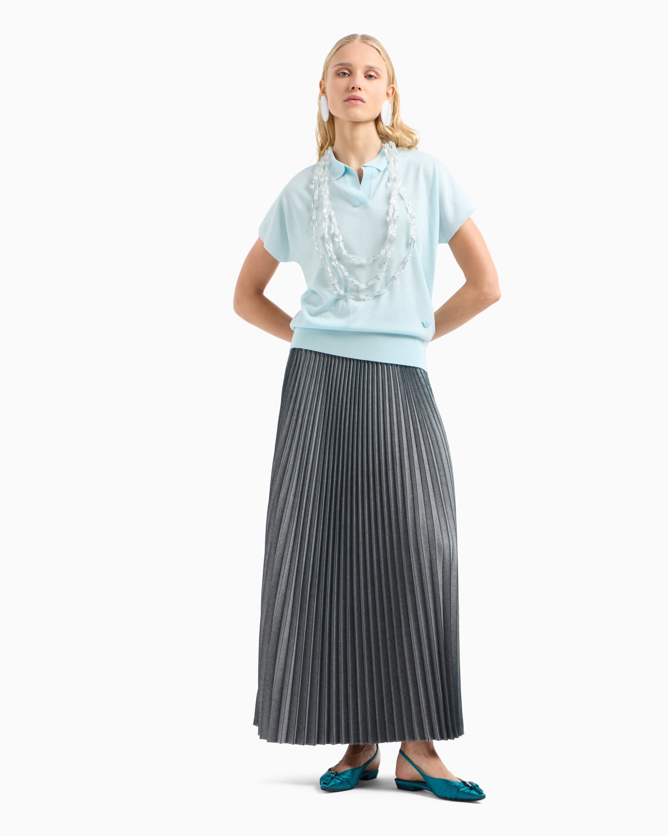 Jersey con cuello de polo de mezcla de lana virgen y seda con elaboración en punto calado Diapositiva 3
