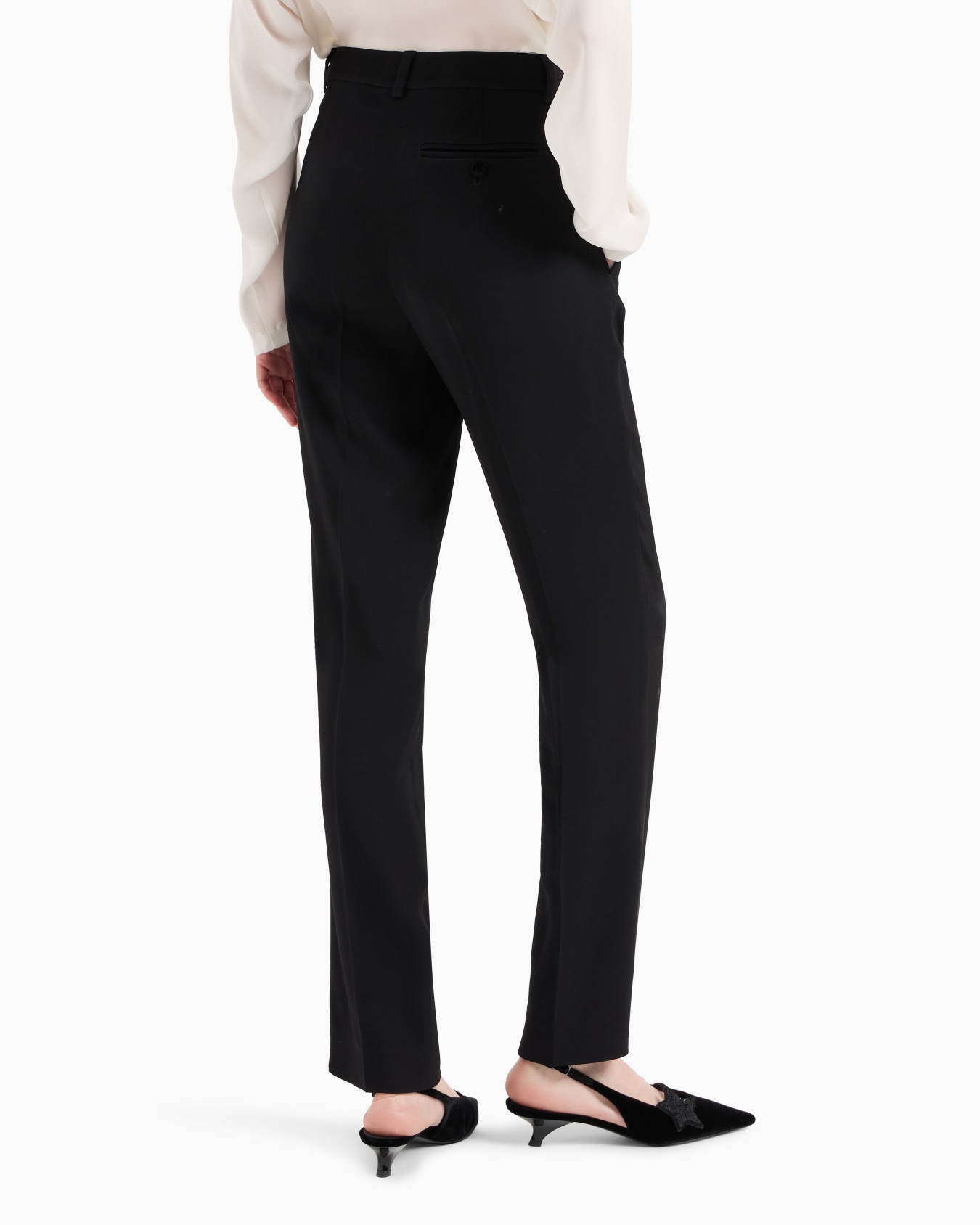 Stretch-viscose trousers with pleats Slide 2