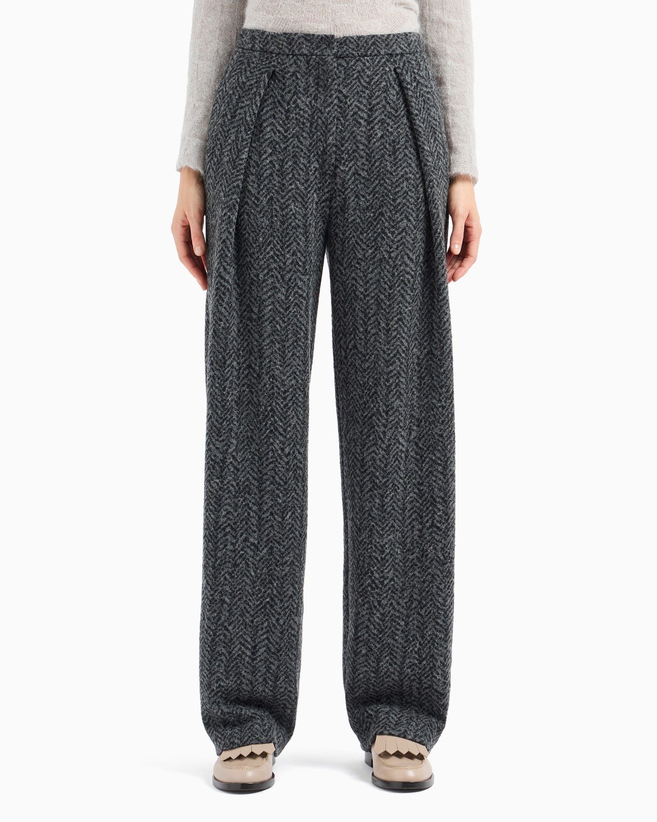Trousers with pleats, in a wool-blend chevron-motif jacquard Slide 2