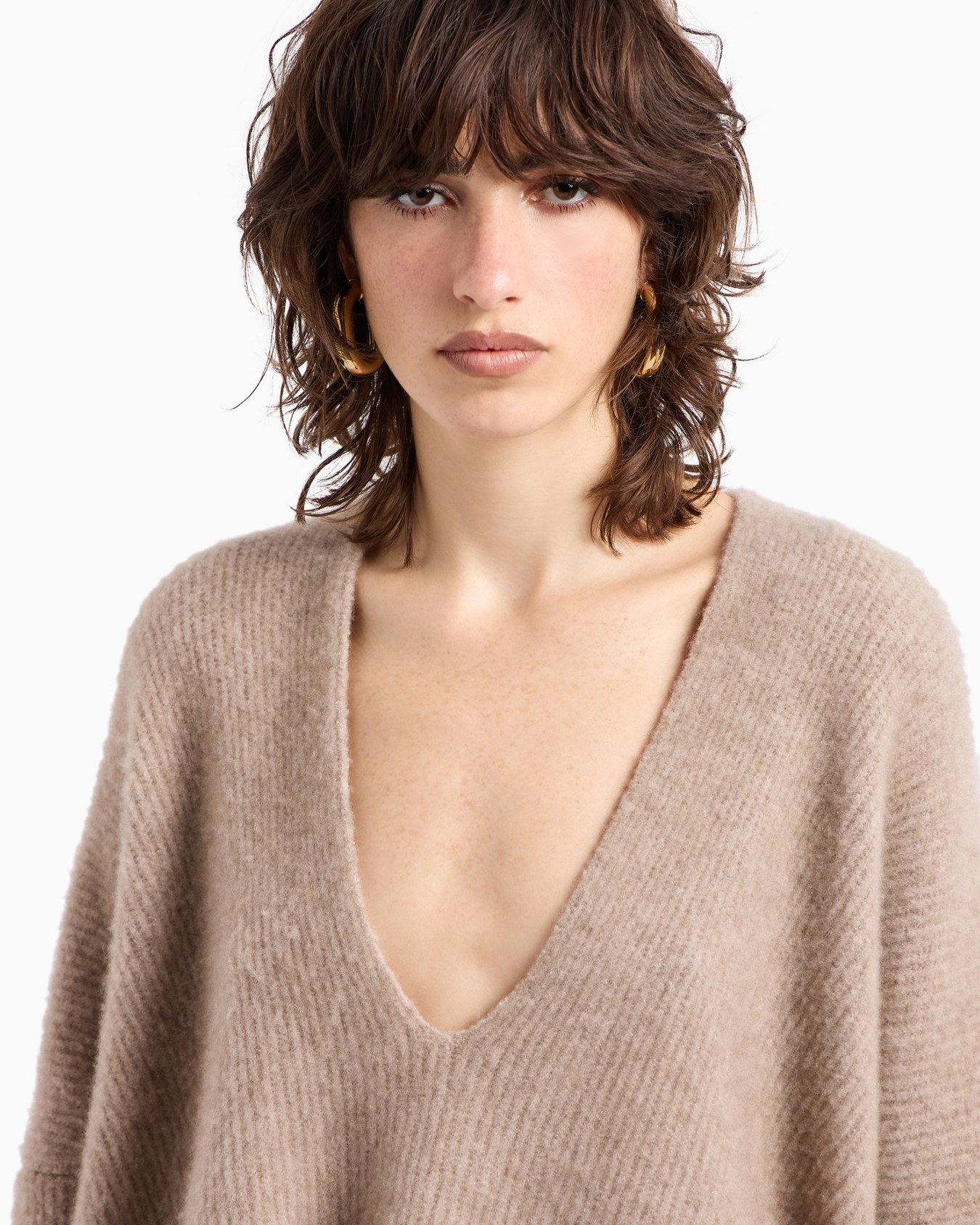 Pullover mit weitem Ausschnitt aus geripptem Kaschmir und Seide mit Stretchanteil Folie 5