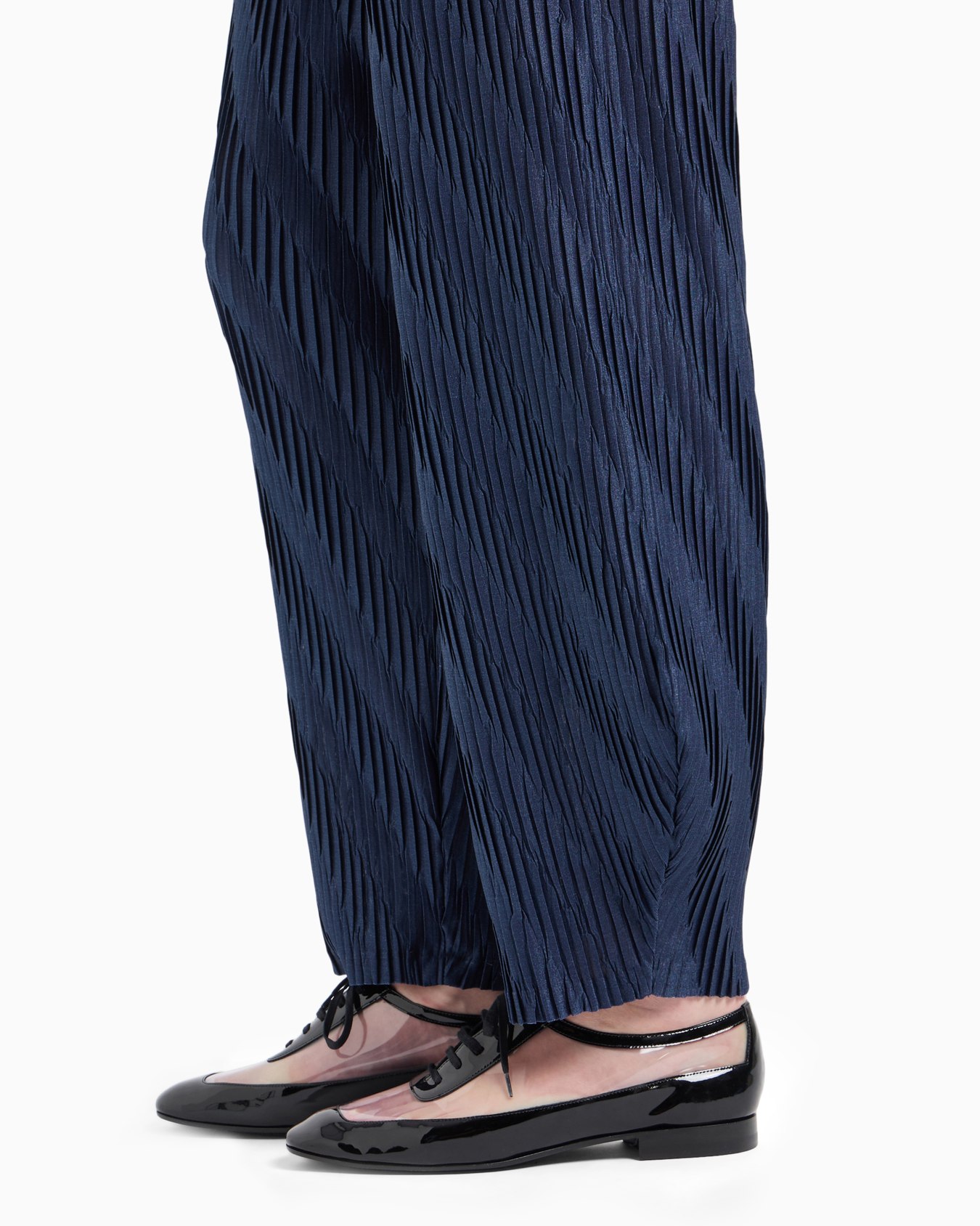 ASV two-tone pleated jersey trousers Slide 5