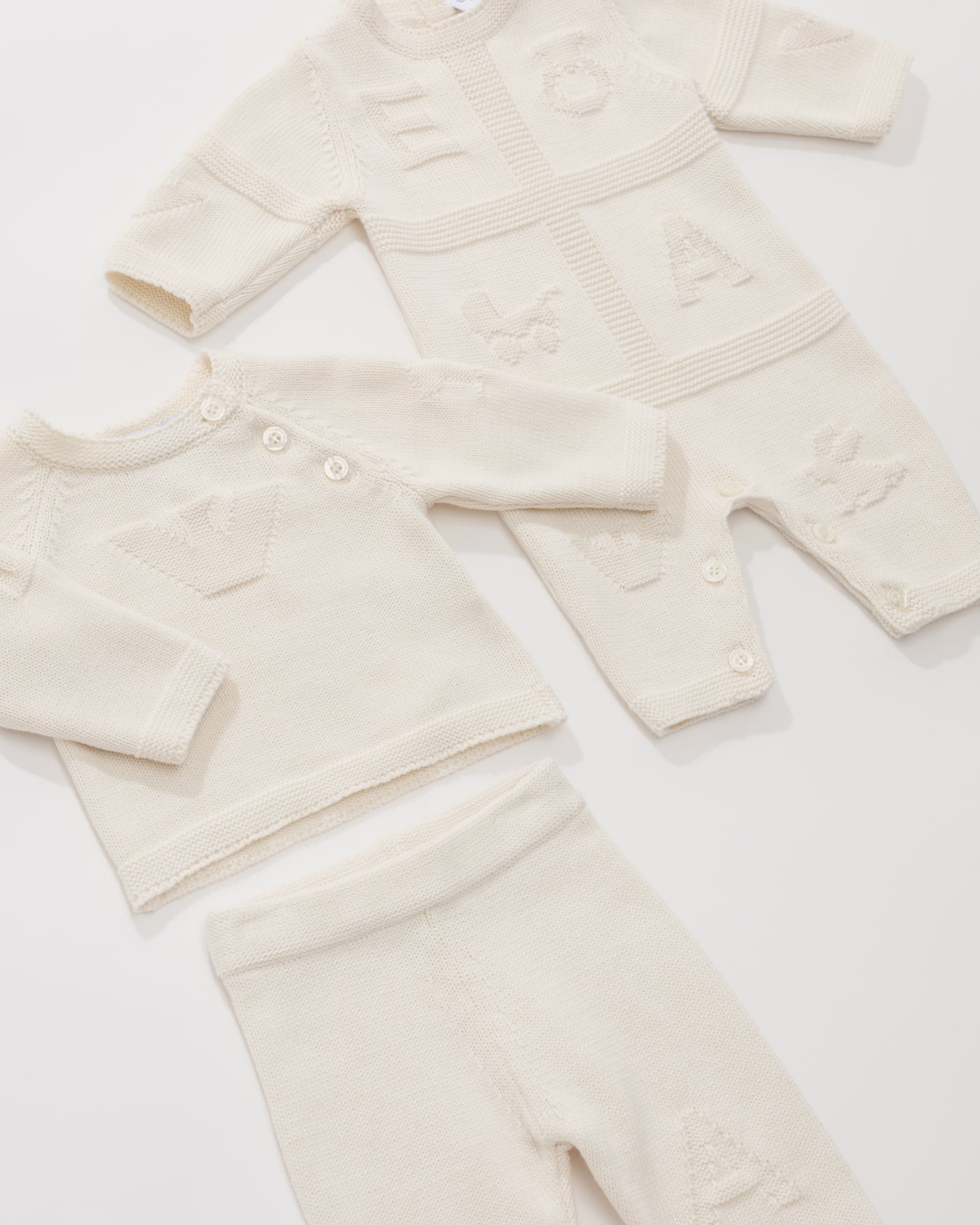 Knitted onesie with Tendresse and logo intarsia Slide 3