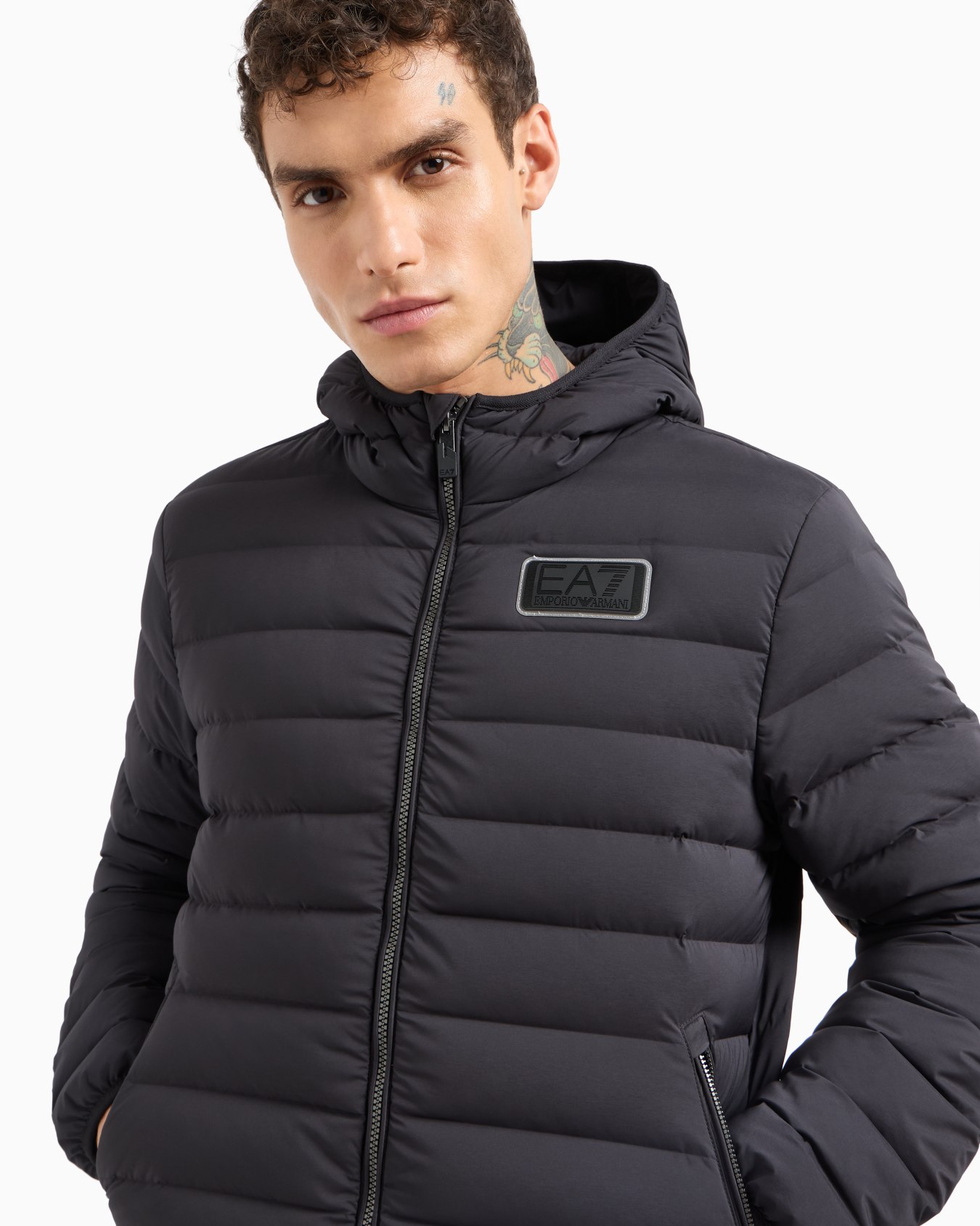 Doudoune avec capuche en tissu technique Diapositive 5