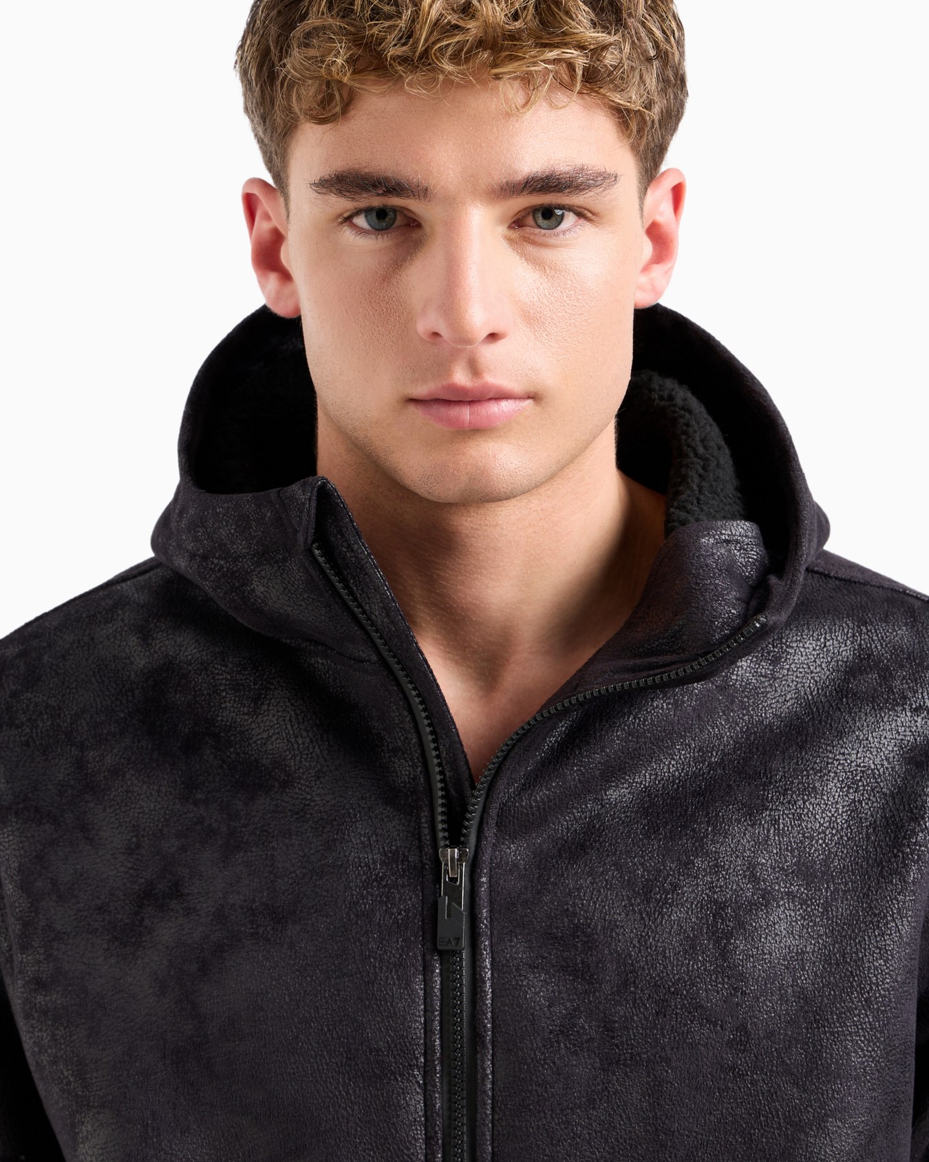 Jacke mit Kapuze aus Gewebe in Lederoptik und Nylon Folie 4