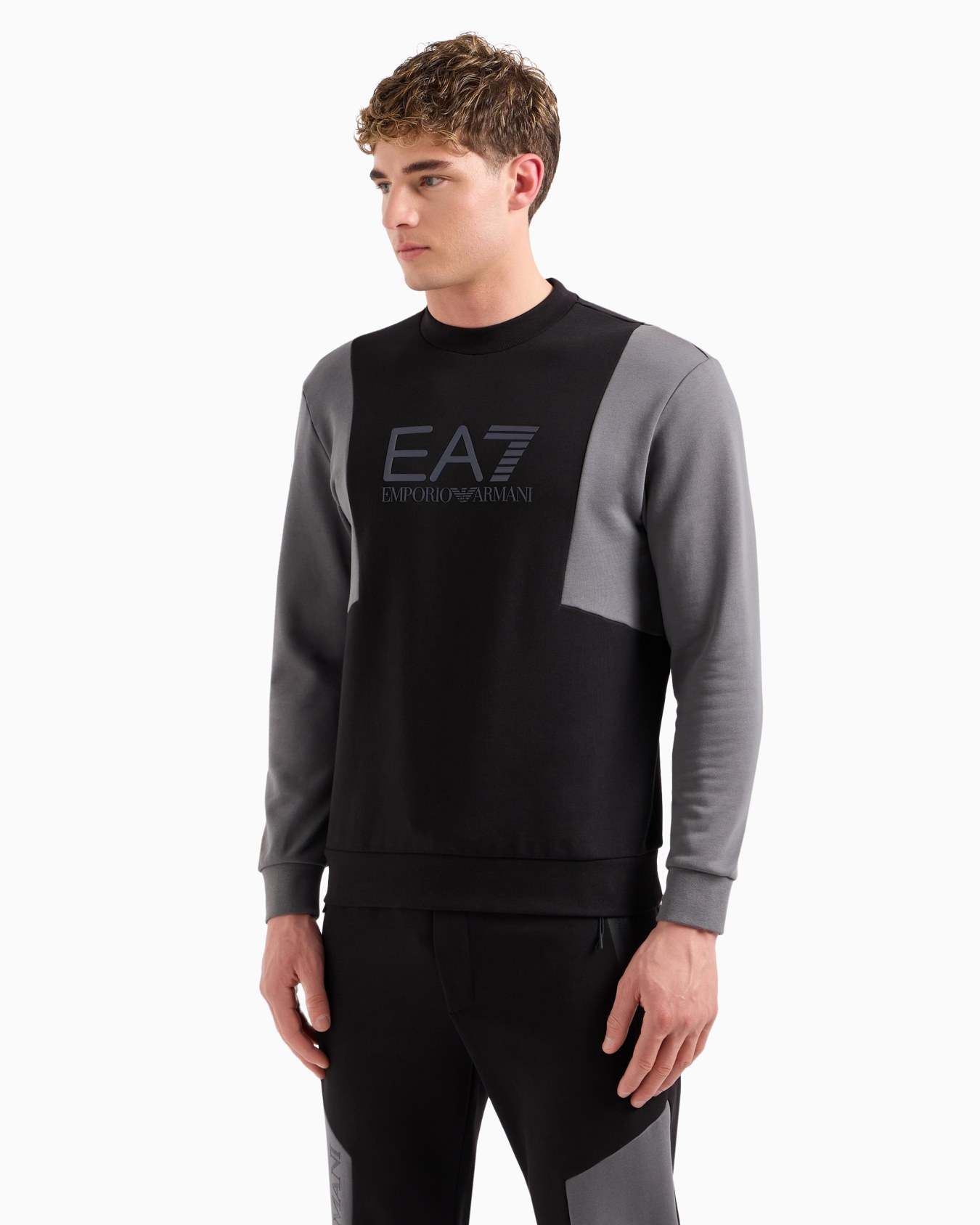 Athletic Colour Block crew-neck sweatshirt in a cotton blend Slide 1