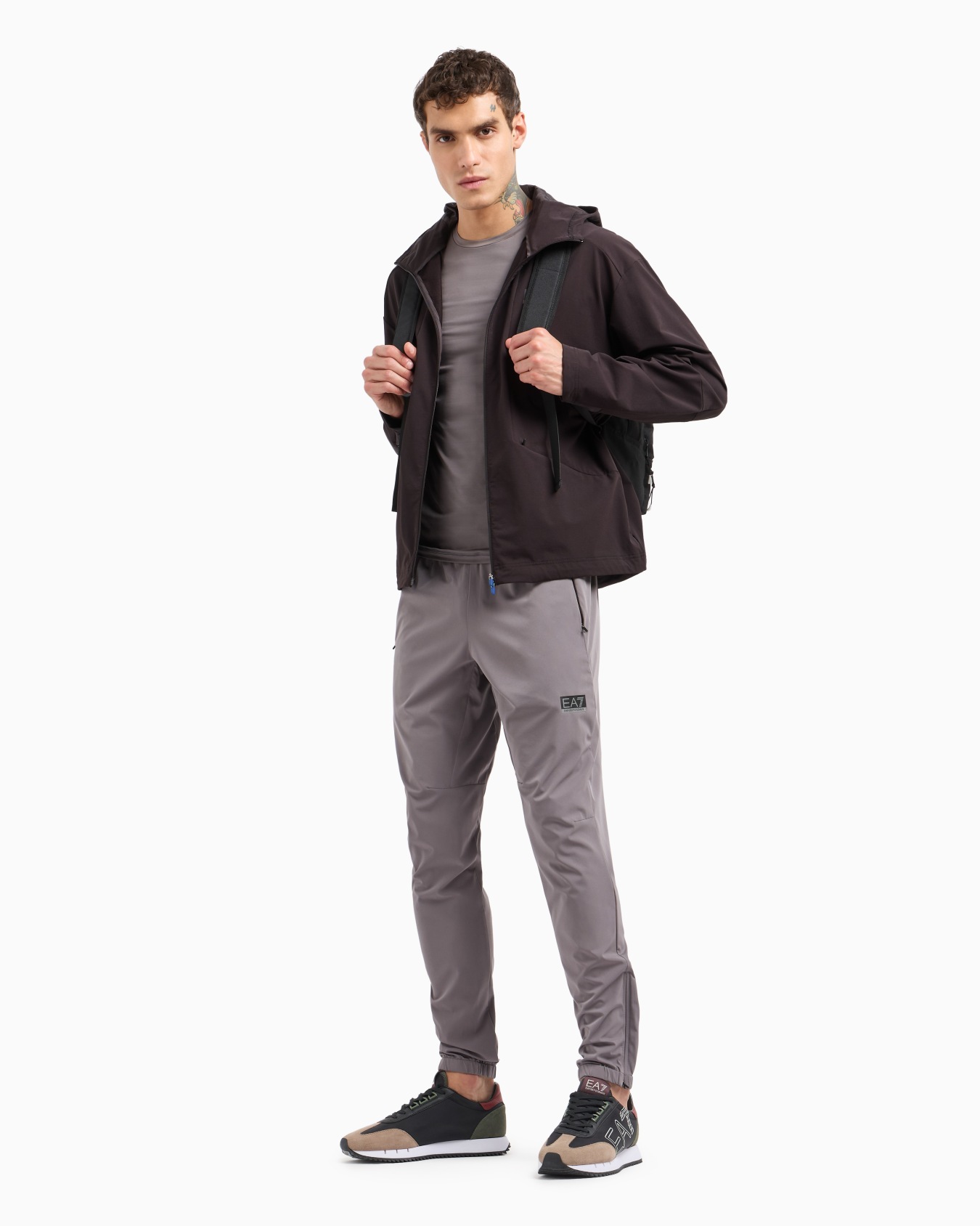 Pantalones de chándal Dynamic Athlete de tejido técnico VENTUS7 Diapositiva 3
