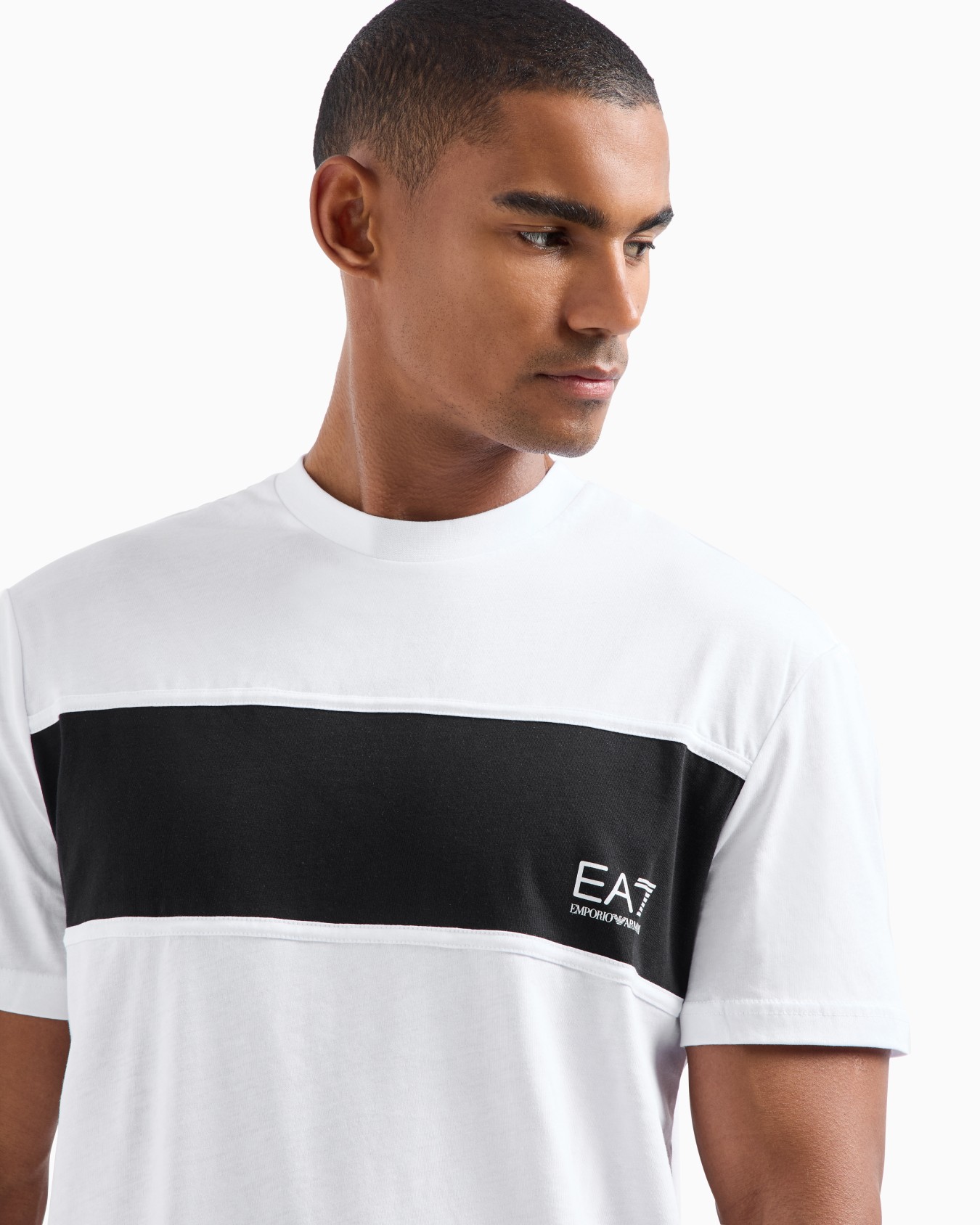 T-shirt girocollo Athletic Colour Block in cotone organico Slide 4