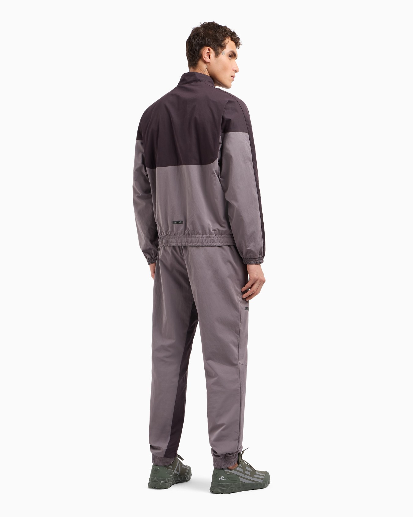 Dynamic Athlete tracksuit in VENTUS7 technical fabric Slide 2