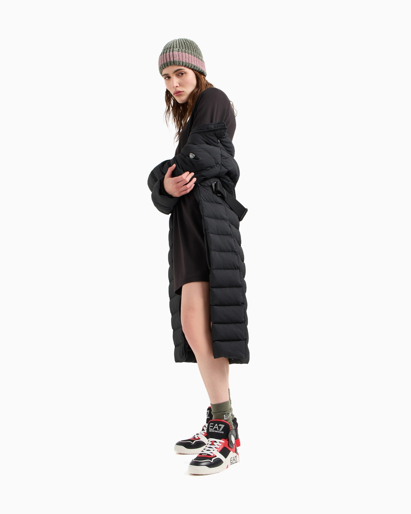 Langärmeliges Evolution Kleid aus einer Viskose-Mischung Folie 1