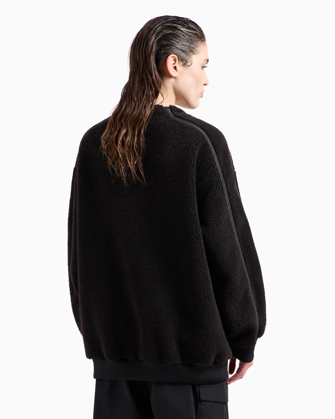 Contemporary Sport crew-neck sweatshirt in teddy-effect fabric Slide 2
