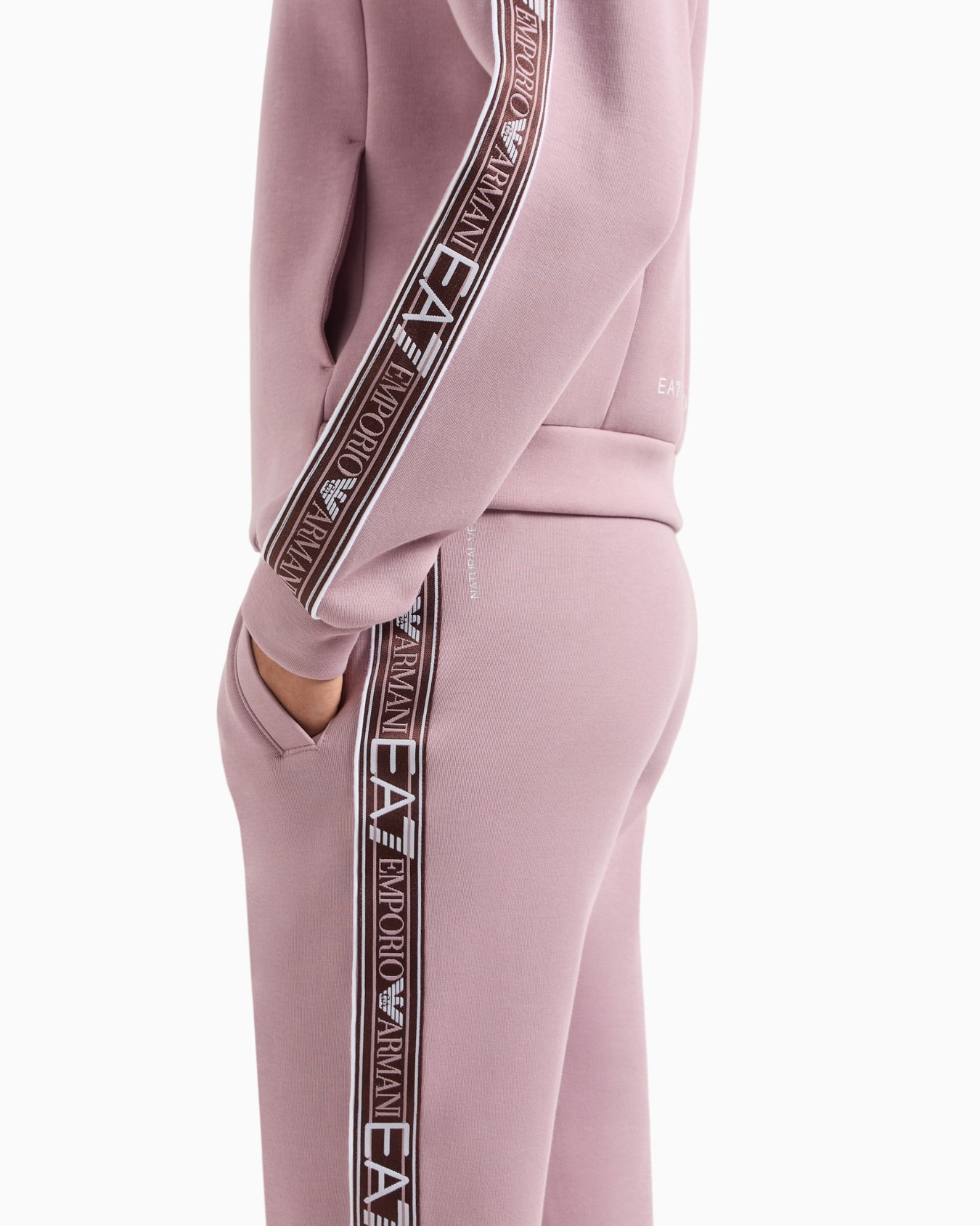 Dynamic Athlete tracksuit in Natural VENTUS7 technical fabric Slide 4