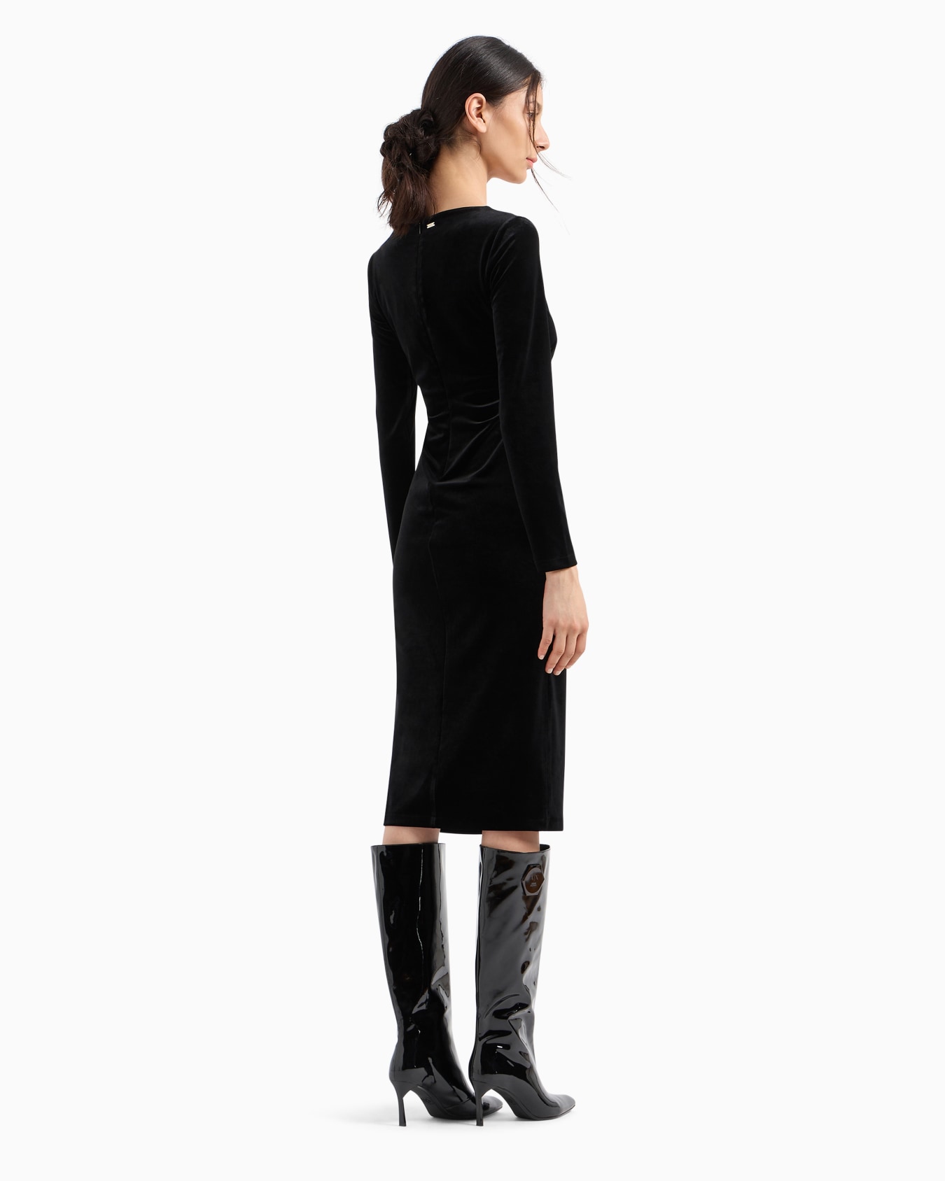 Velvet longuette dress with cut-out Slide 2