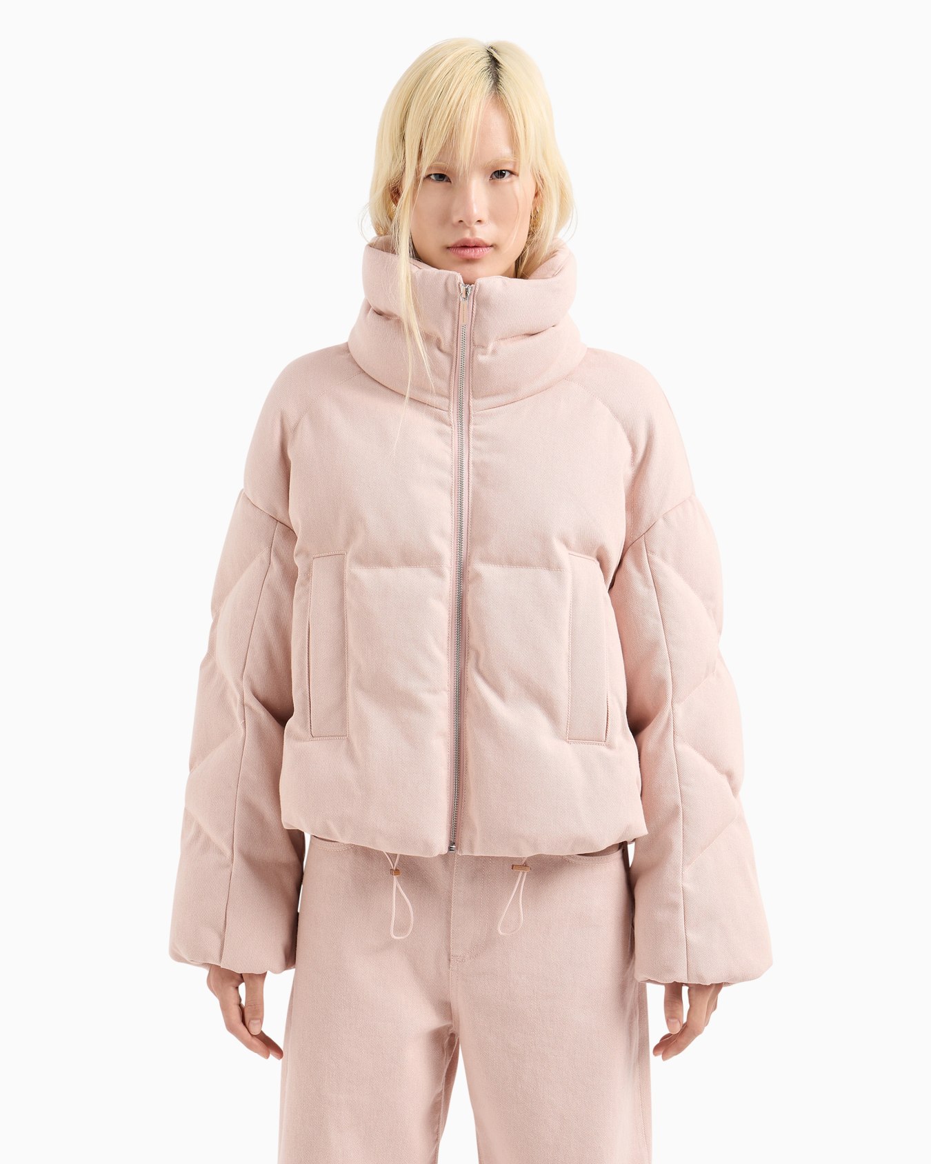 Anorak corto con cuello alto jaspeado Diapositiva 1