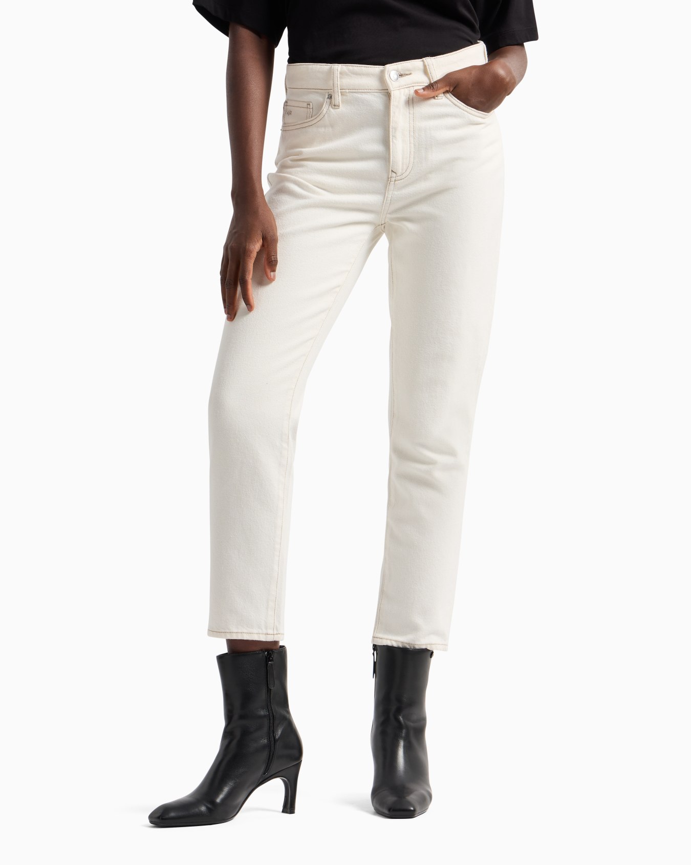 Kurze Boyfriend-Jeans aus festem -Baumwolldenim Folie 1