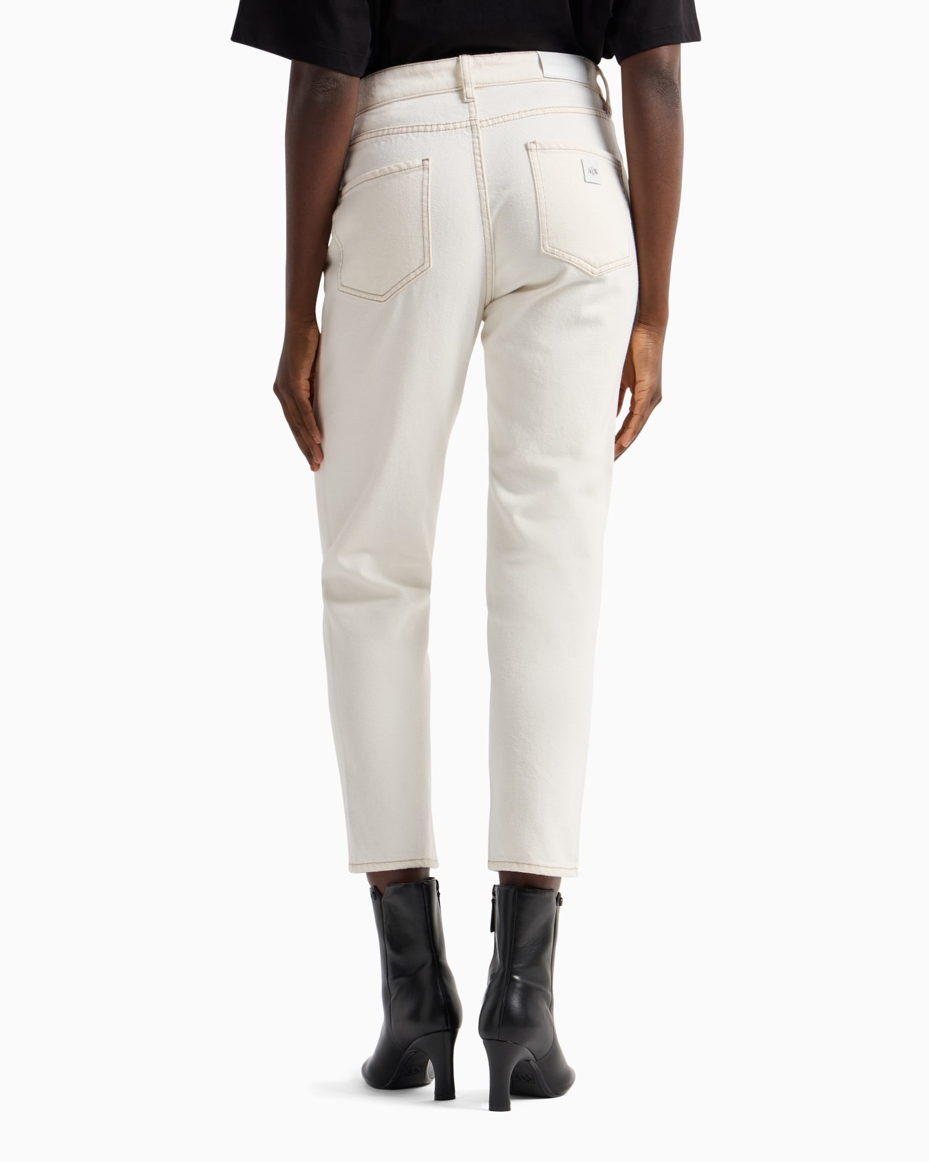 Kurze Boyfriend-Jeans aus festem -Baumwolldenim Folie 2