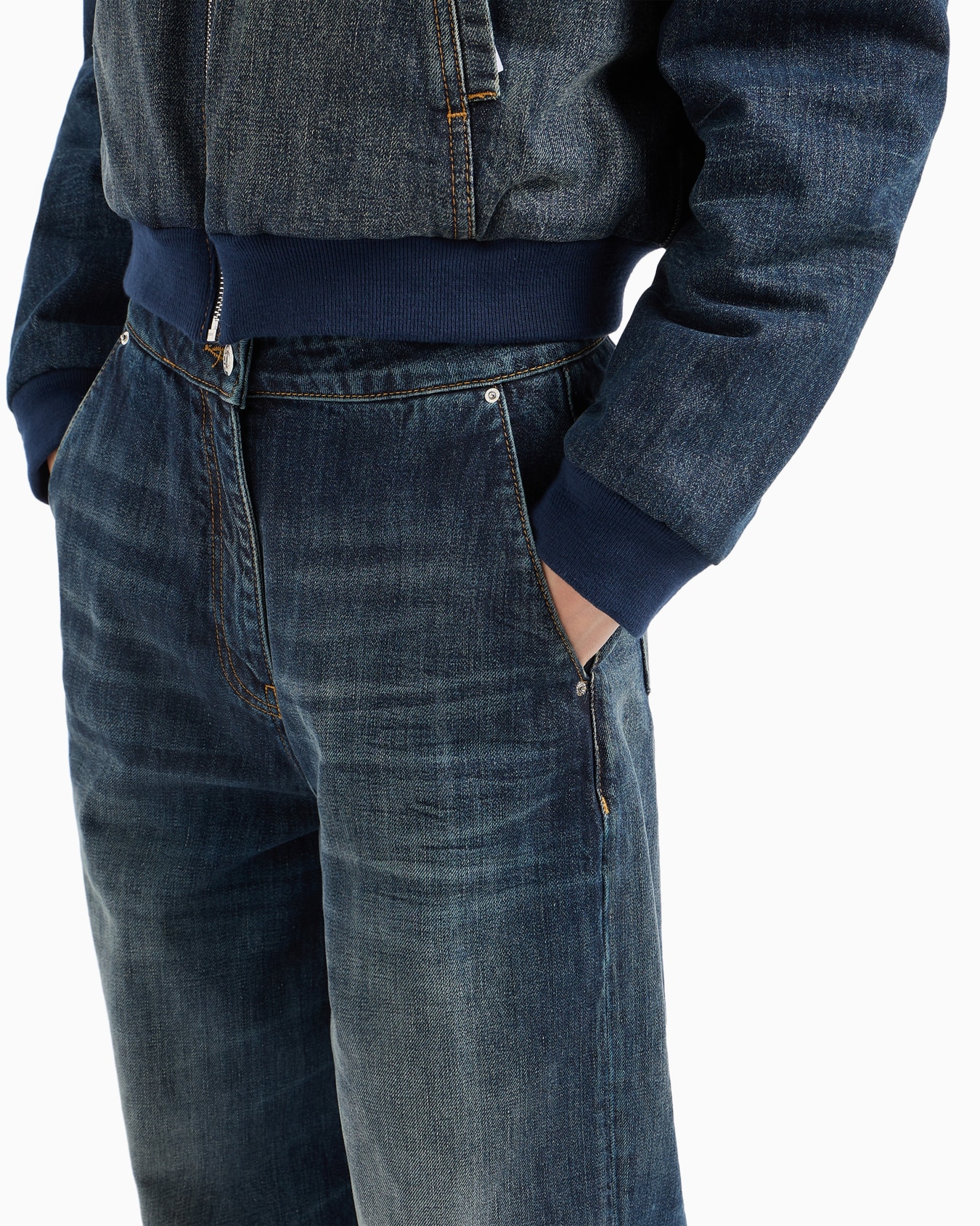 Cotton denim boyfriend jeans with embroidered logo on the pocket Slide 4