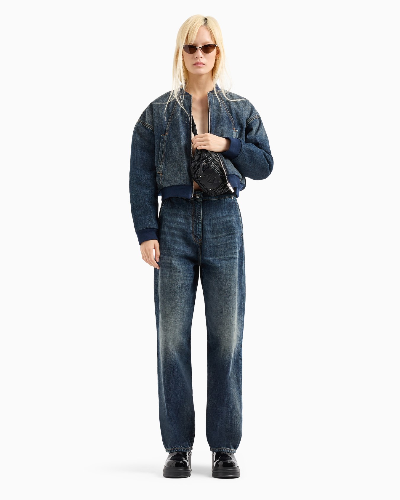 Cotton denim boyfriend jeans with embroidered logo on the pocket Slide 3