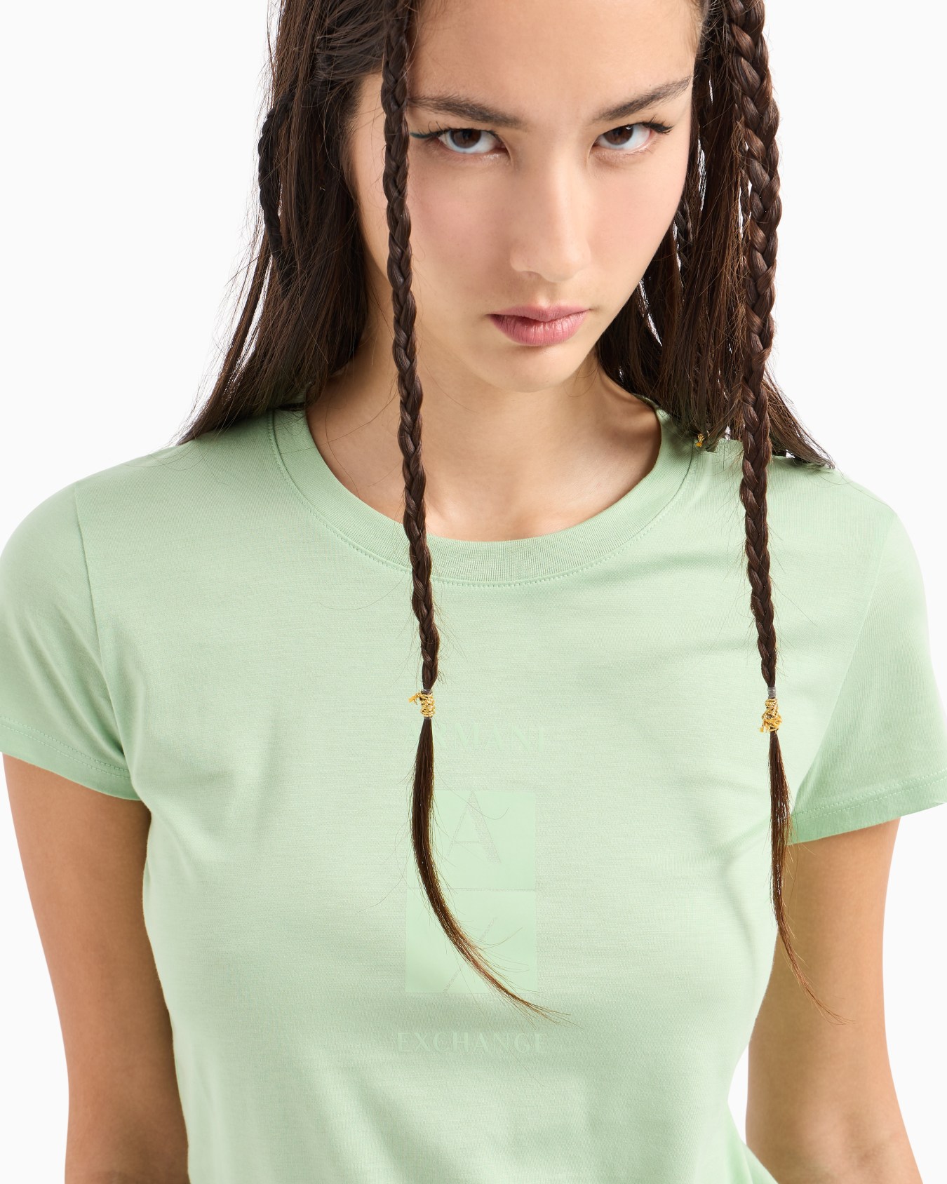 Slim fit pima cotton t-shirt with tone-on-tone logo Slide 4