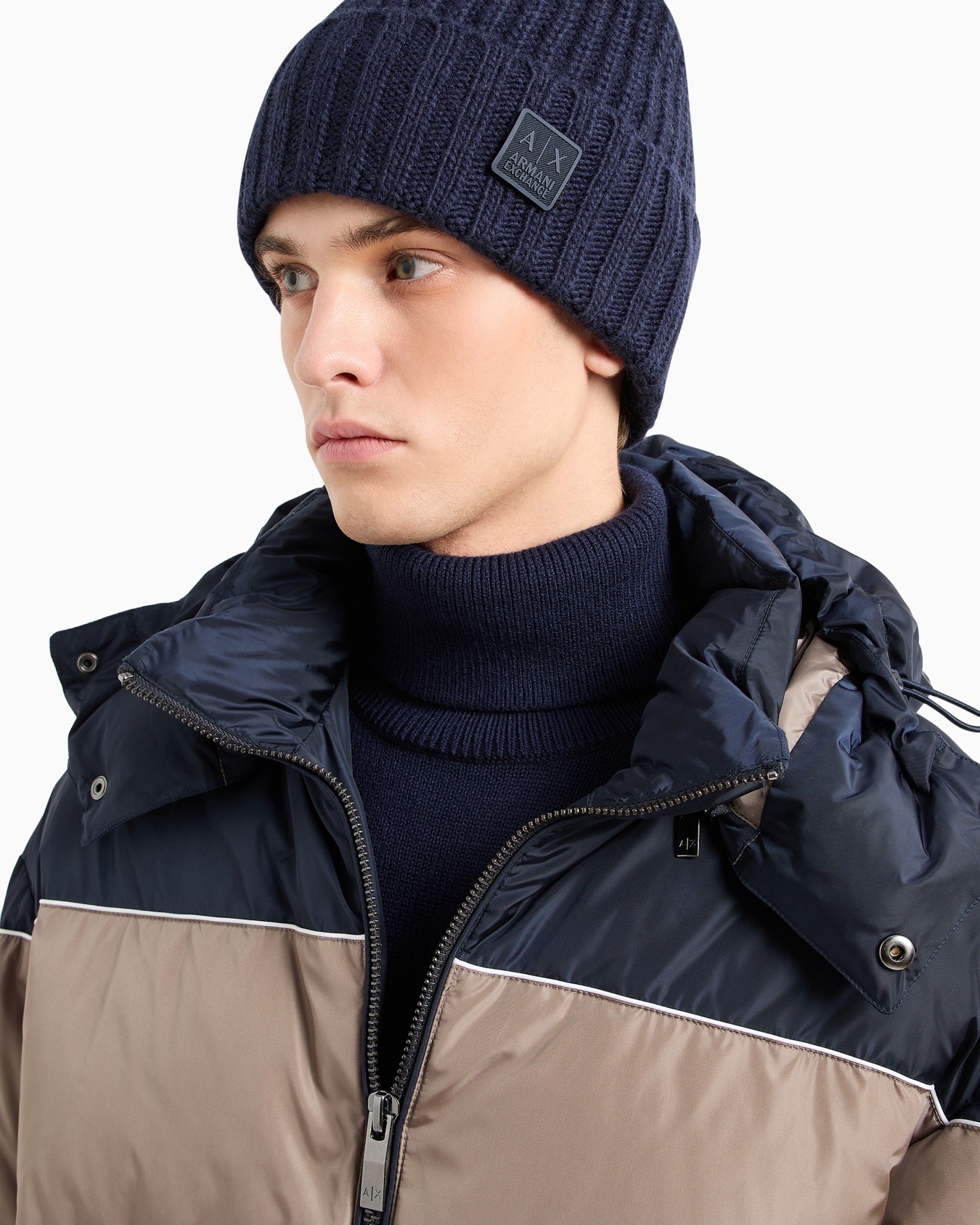 Jacket with hood and contrasting band in ASV fabric Slide 4