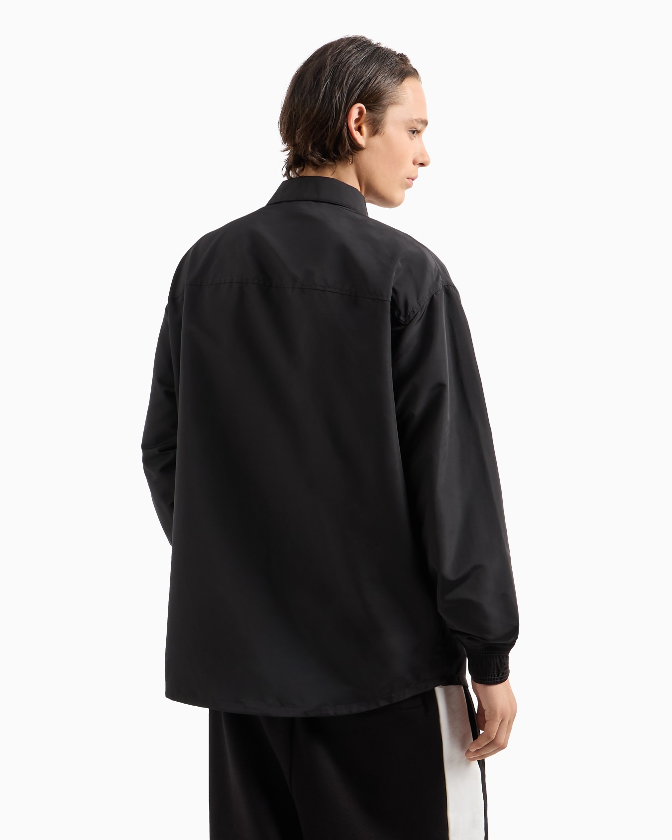 Blousonjacke aus technischem Stoff mit Taschen Folie 3