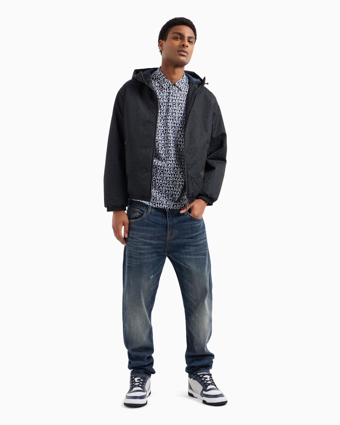 Regular fit cotton polo with allover logo Slide 3