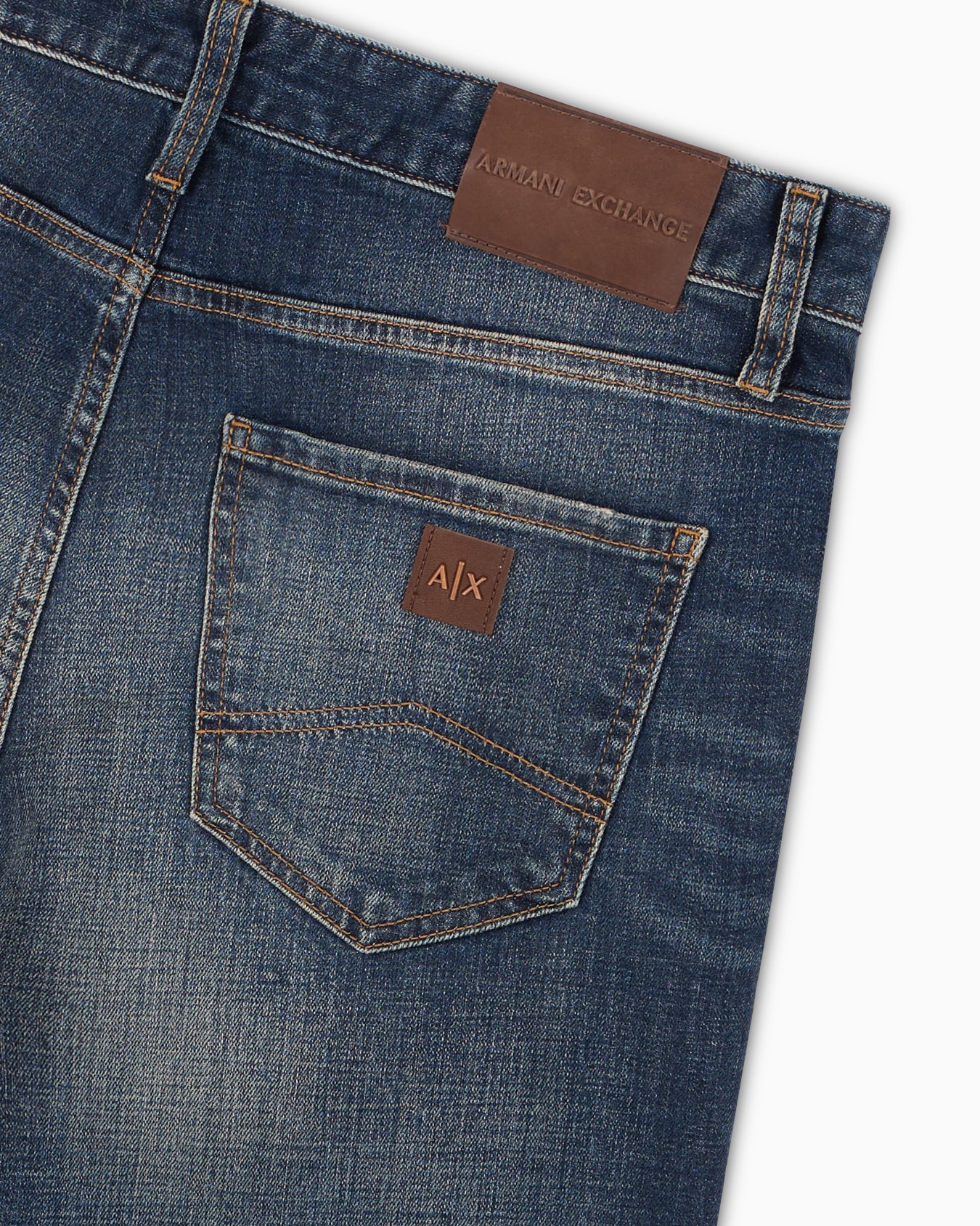 Vaqueros J13 de corte slim en denim índigo Diapositiva 5