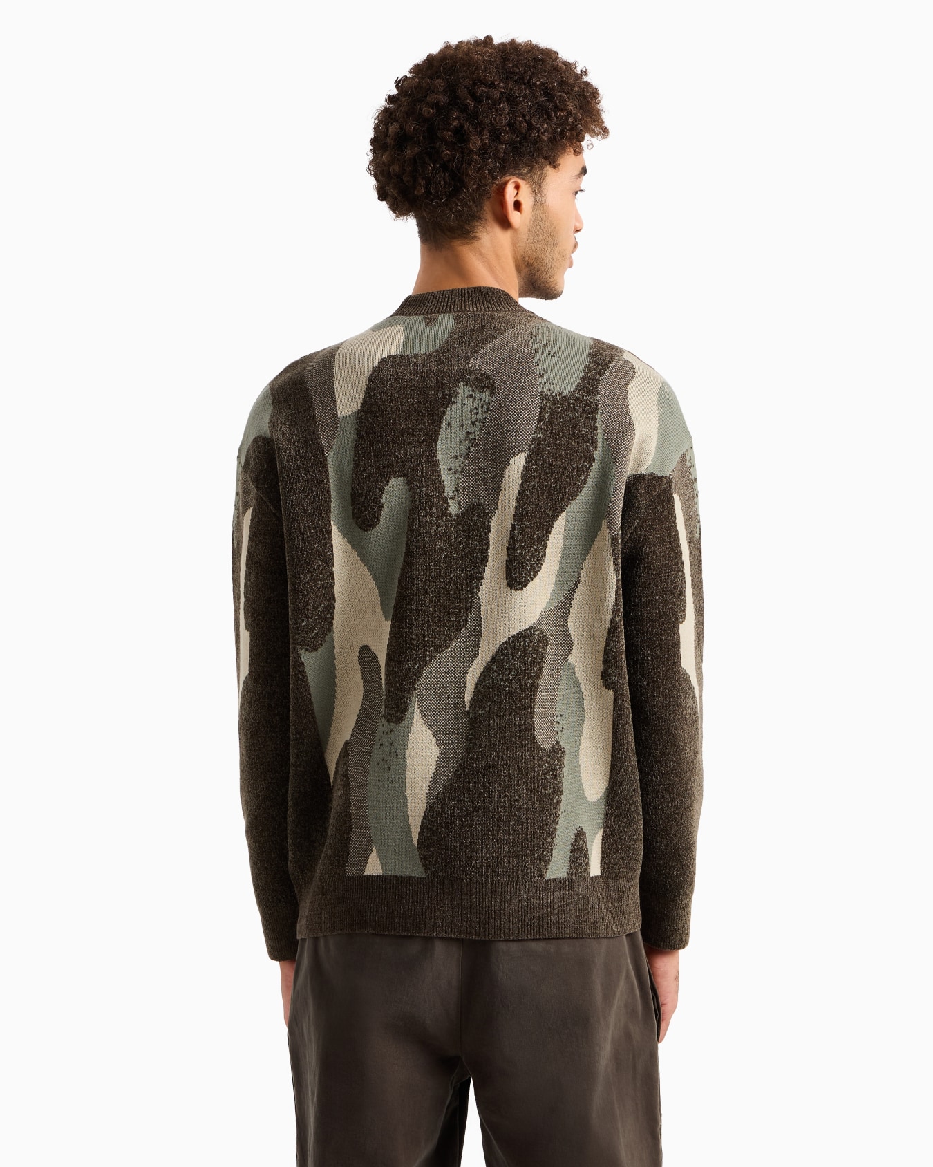 -Chenille-Pullover mit Rundhalsausschnitt und Tarnmuster Folie 2