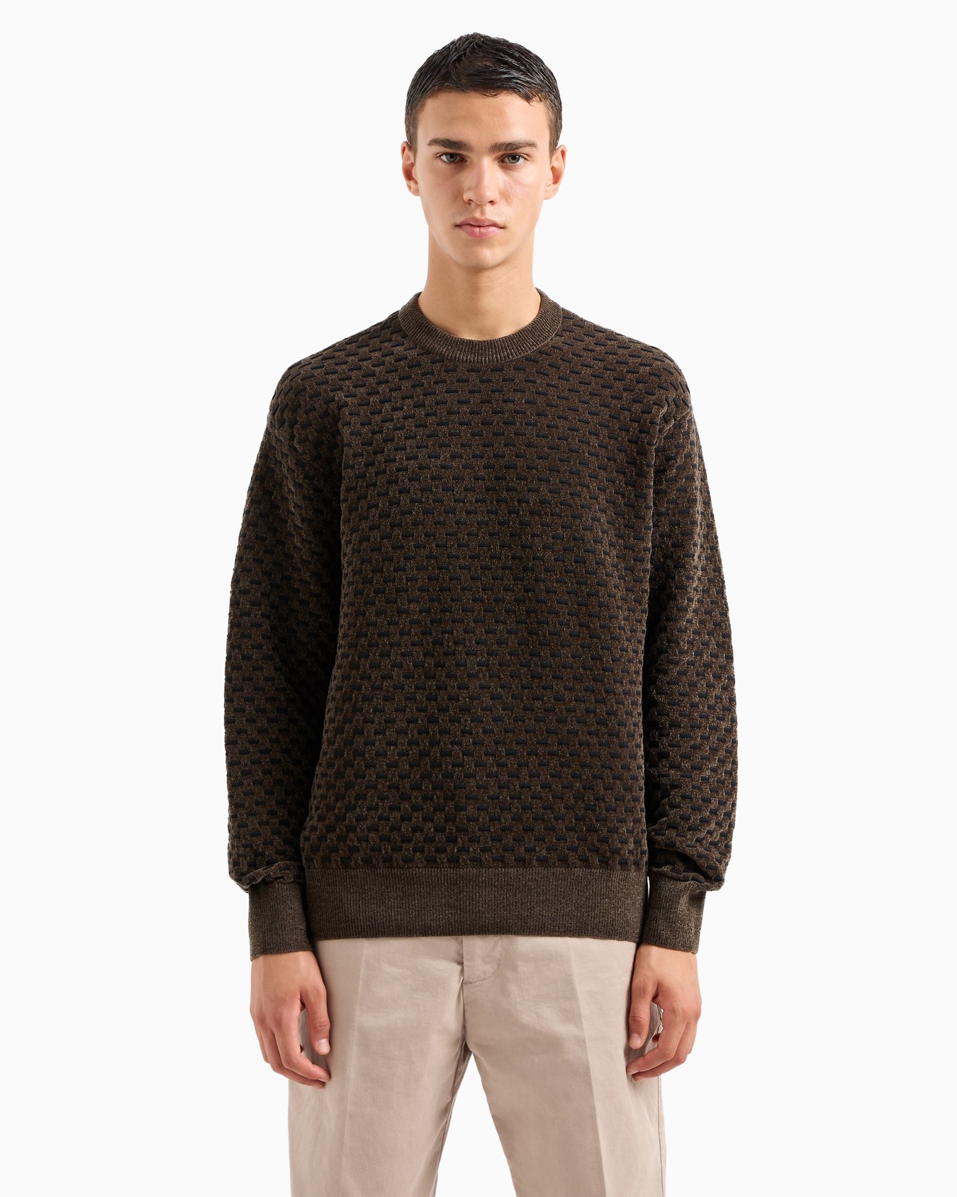 Crewneck sweater with embossed workmanship Slide 1