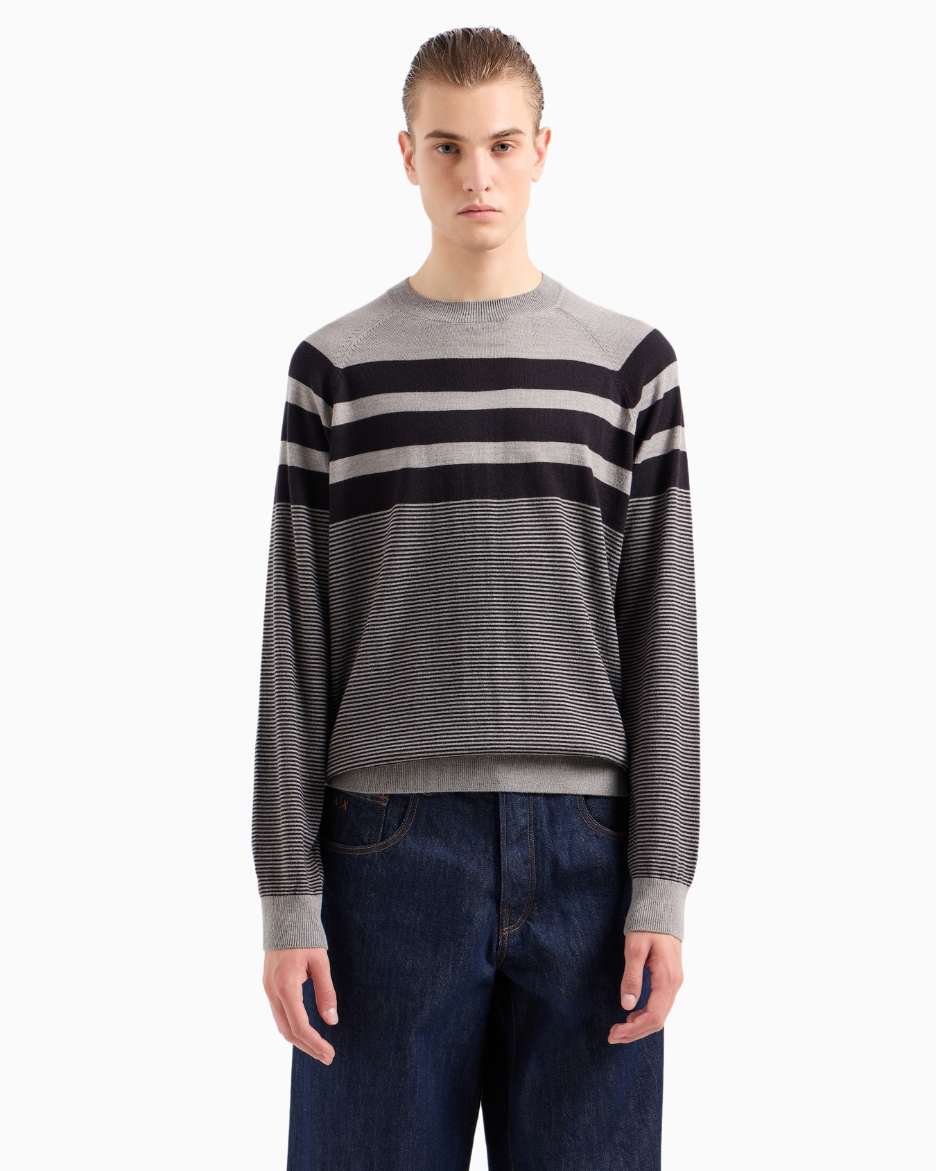 Irregular striped crew neck sweater Slide 1