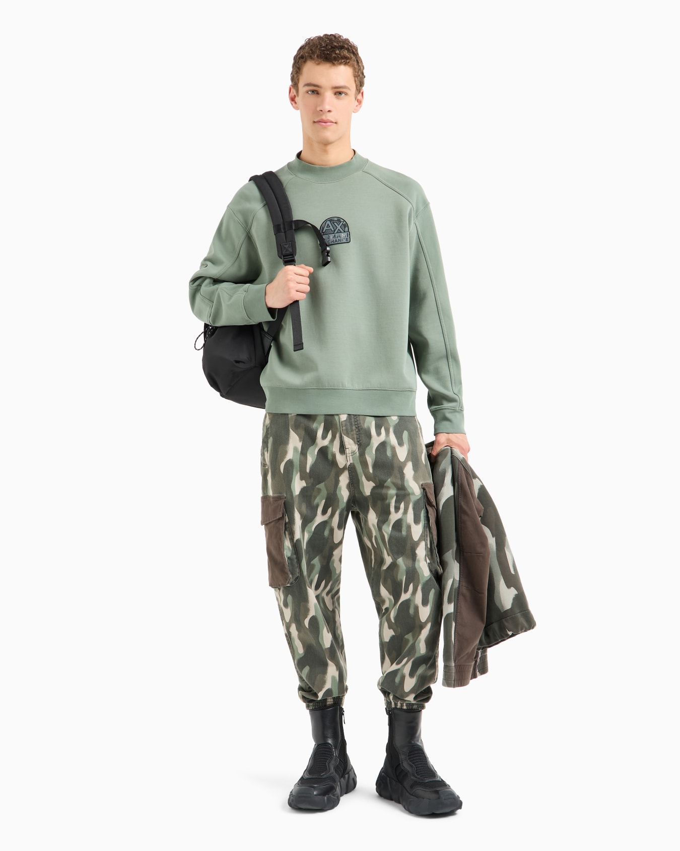 Stretch cotton sweatshirt with logo crest Slide 3