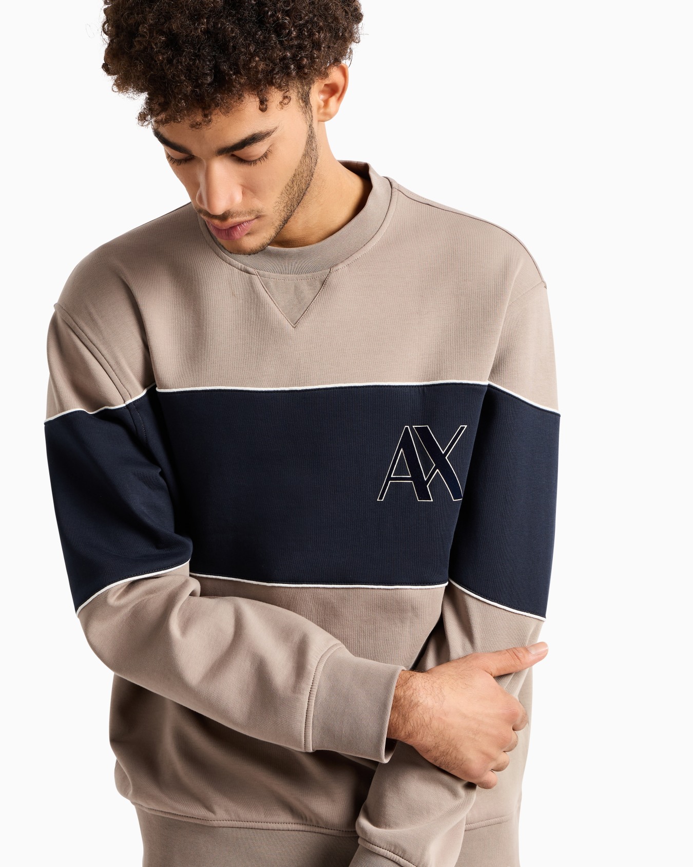 Crewneck sweatshirt in stretch cotton blend with contrasting band Slide 4