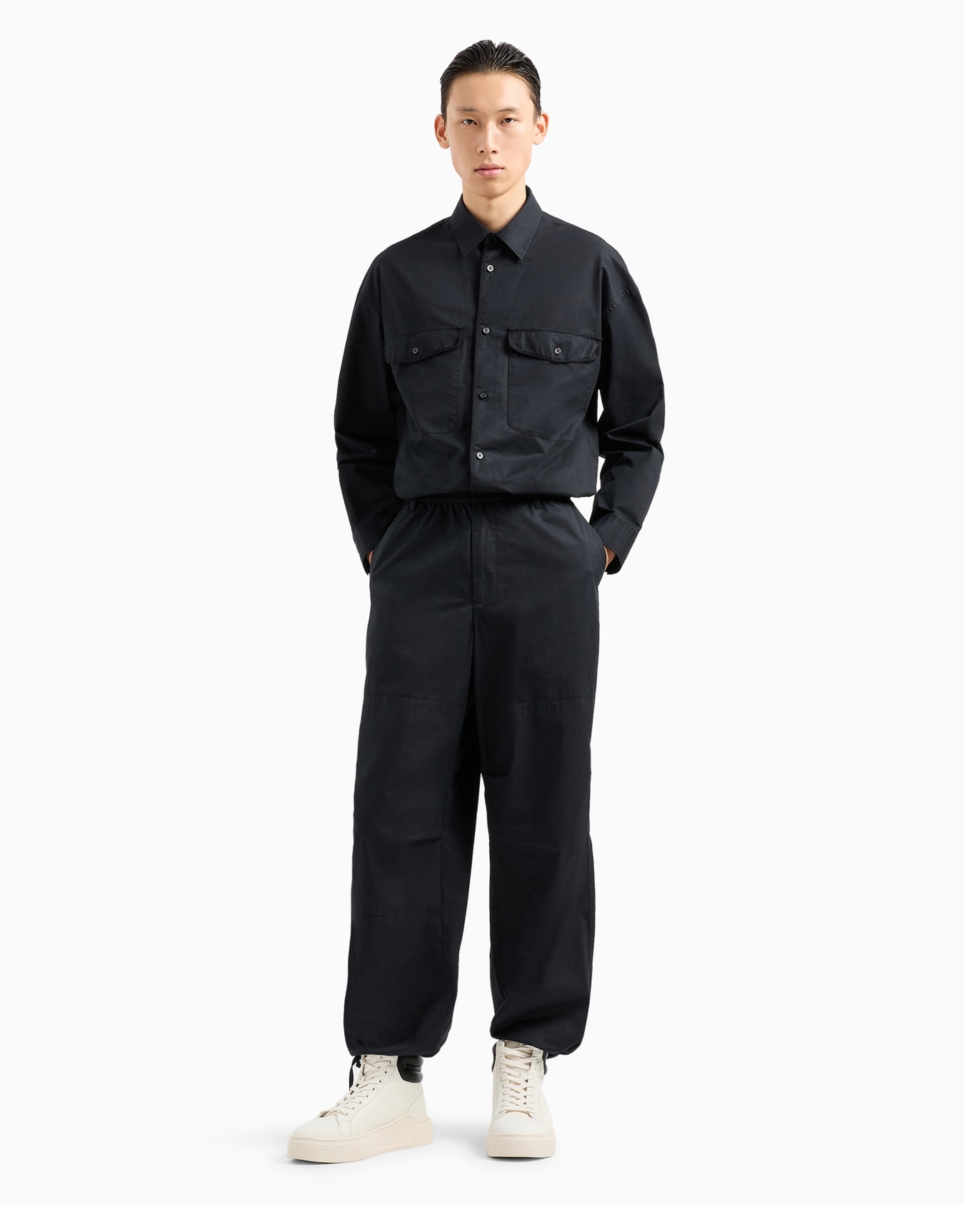 Oversized cotton twill trousers with drawstring Slide 3