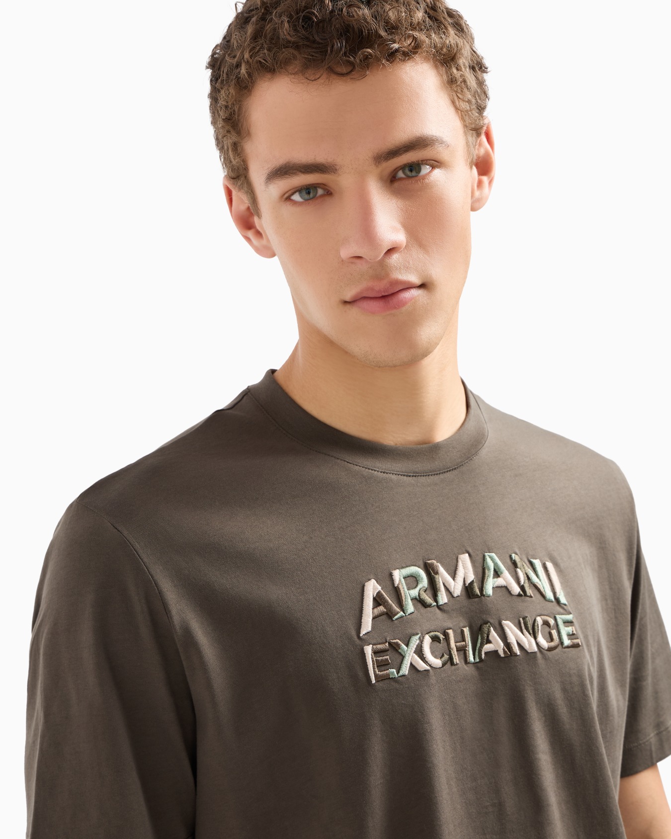 Regular fit T-shirt with camouflage logo in ASV cotton Slide 4