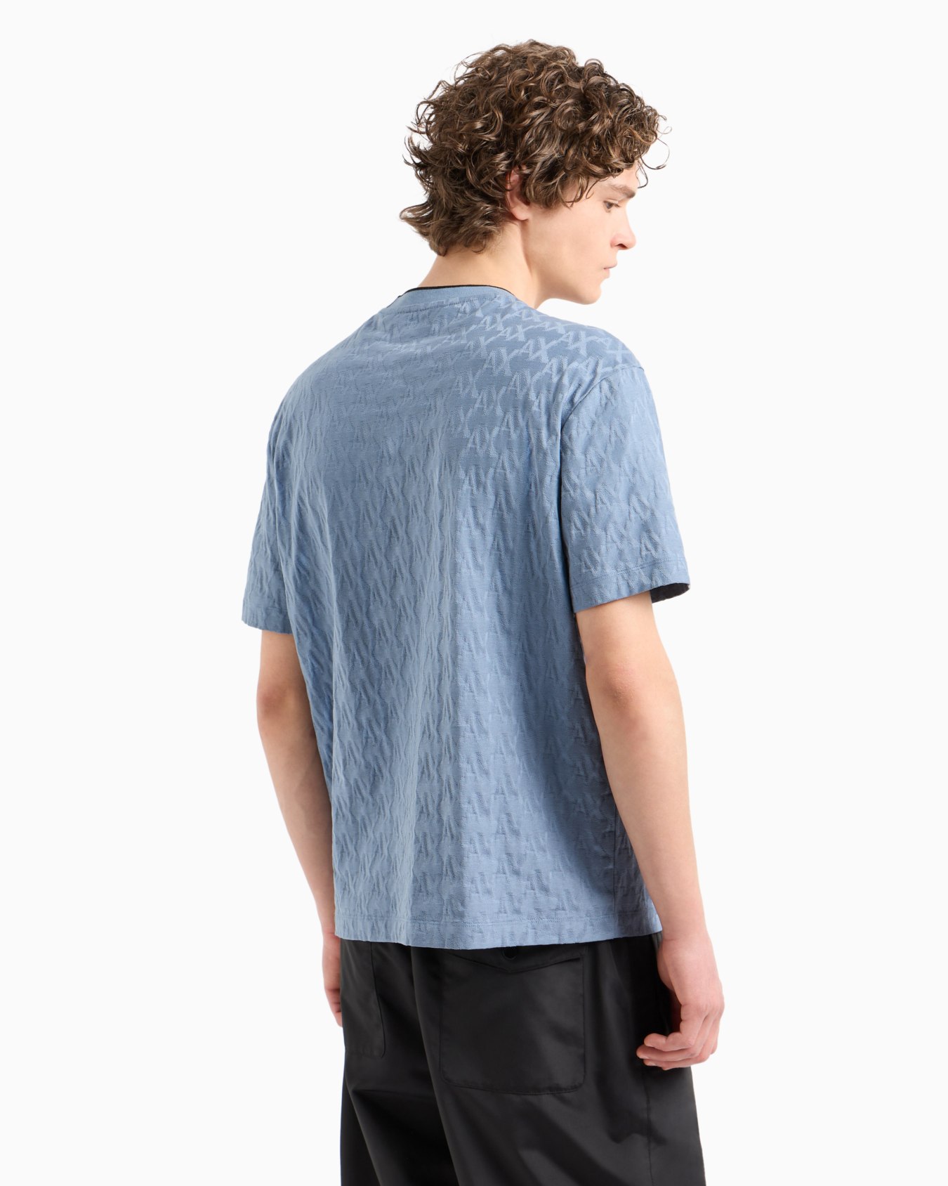 Camiseta regular fit con cuello redondo en contraste ASV Diapositiva 2