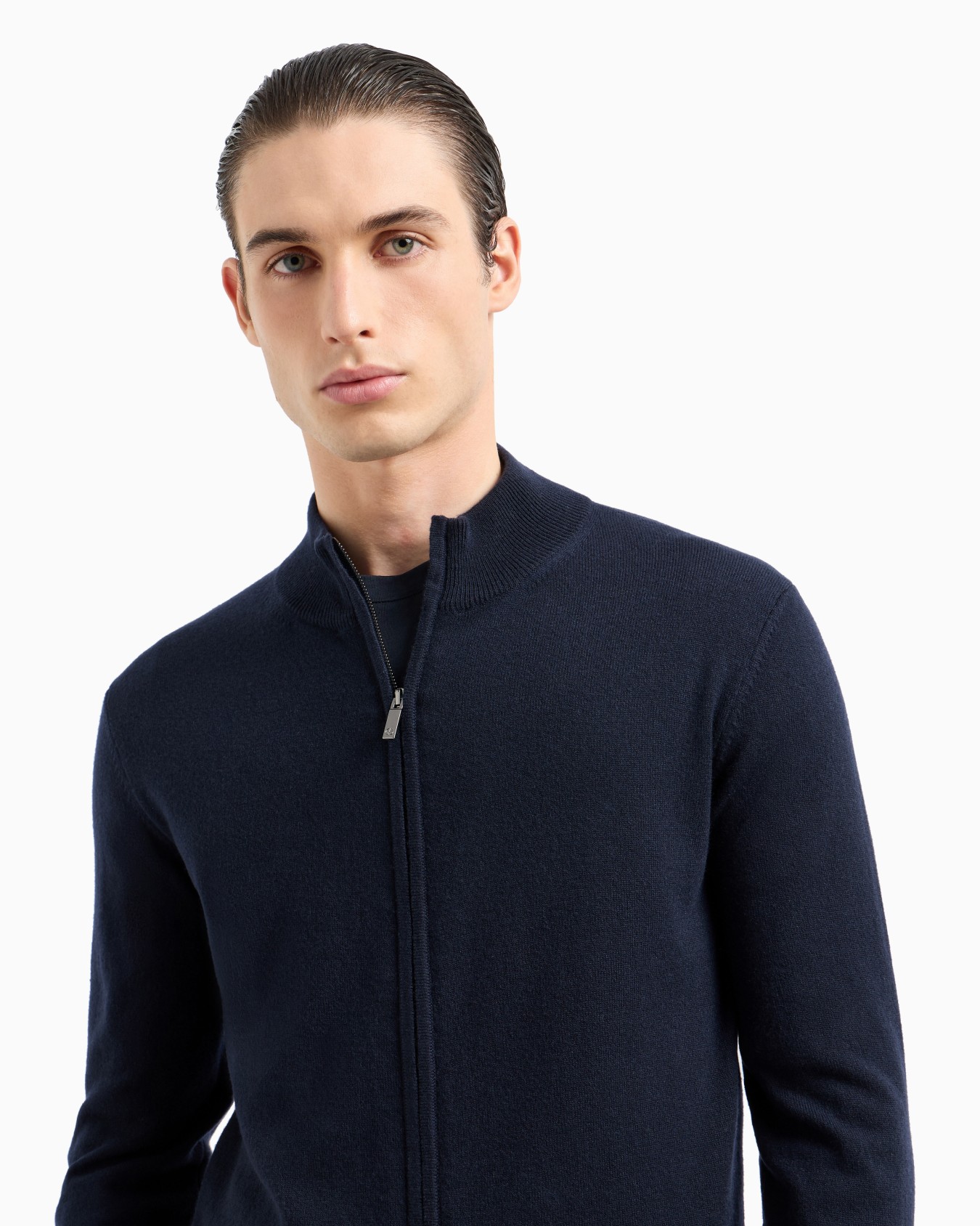 Zipped cardigan in cashmere Slide 4