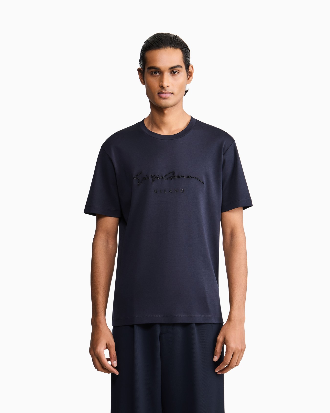 Pure cotton interlock signature logo T-shirt Slide 3